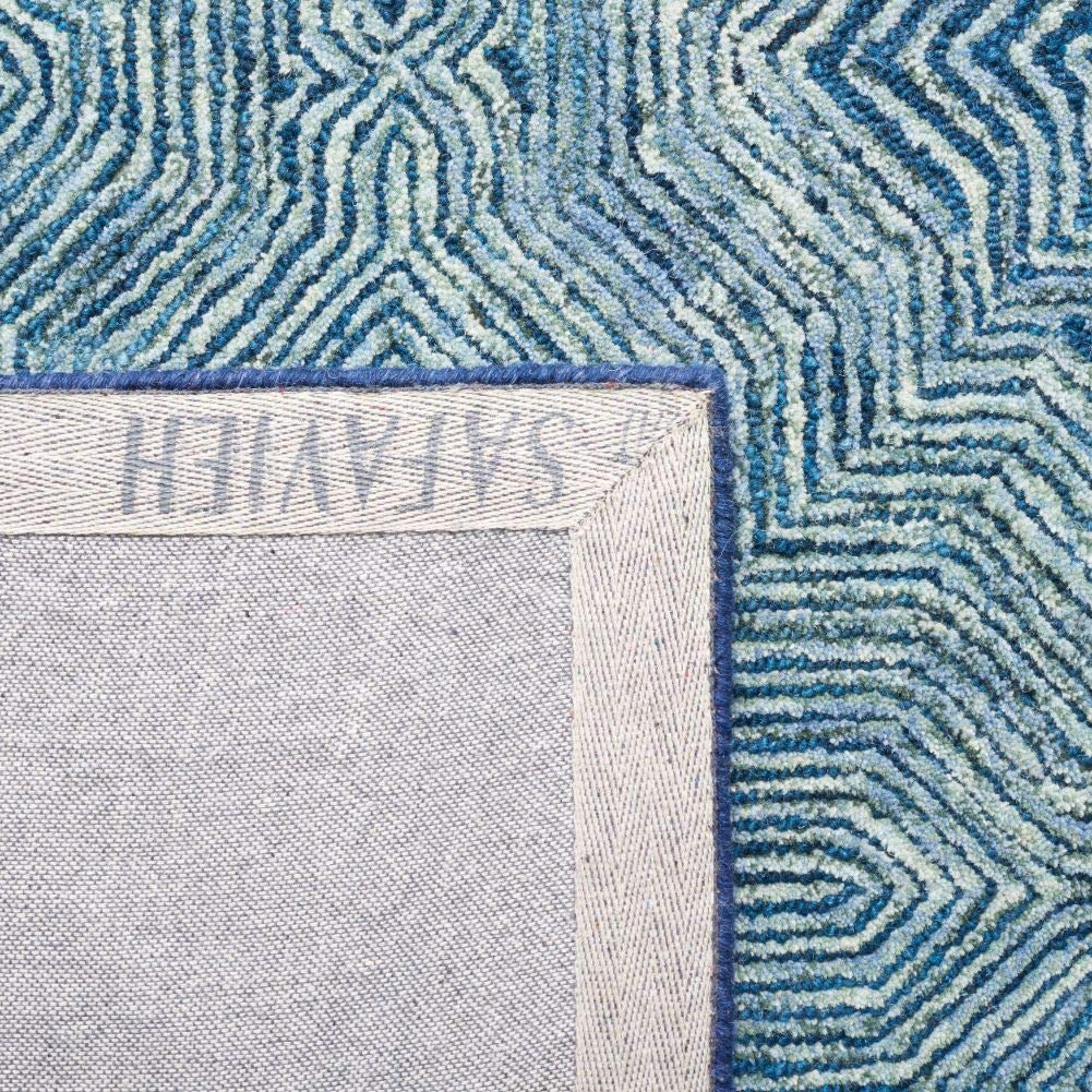 SAFAVIEH Micro-Loop Collection Handmade Wool Area Rug - 5' x 8' Navy Blue (MLP975N) - Durable & Soft for High Traffic Living Room, Bedroom, Office & Entryway