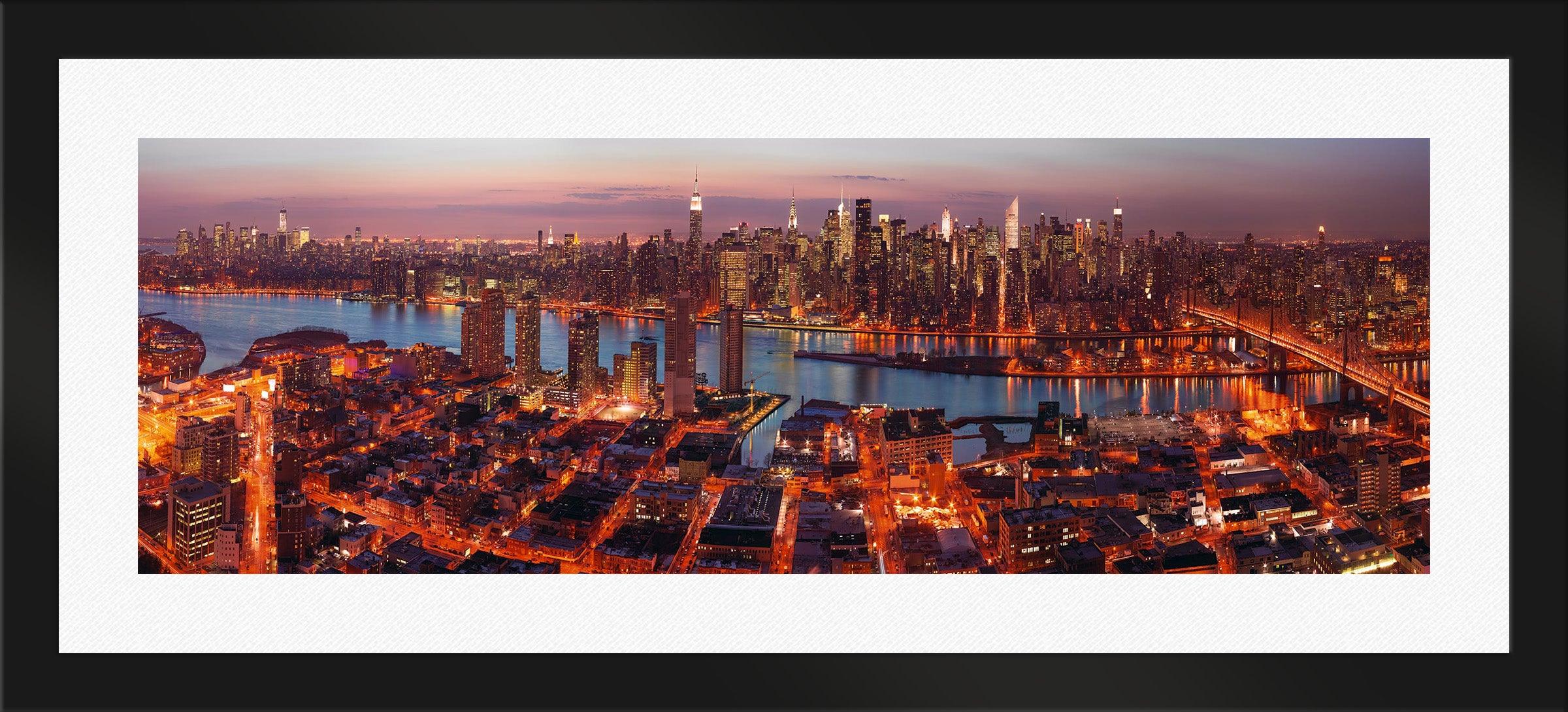 Heart of New York T-Shirt - Trendy NYC Graphic Tee for Men & Women - Perfect for Travel, Gifts & Casual Wear