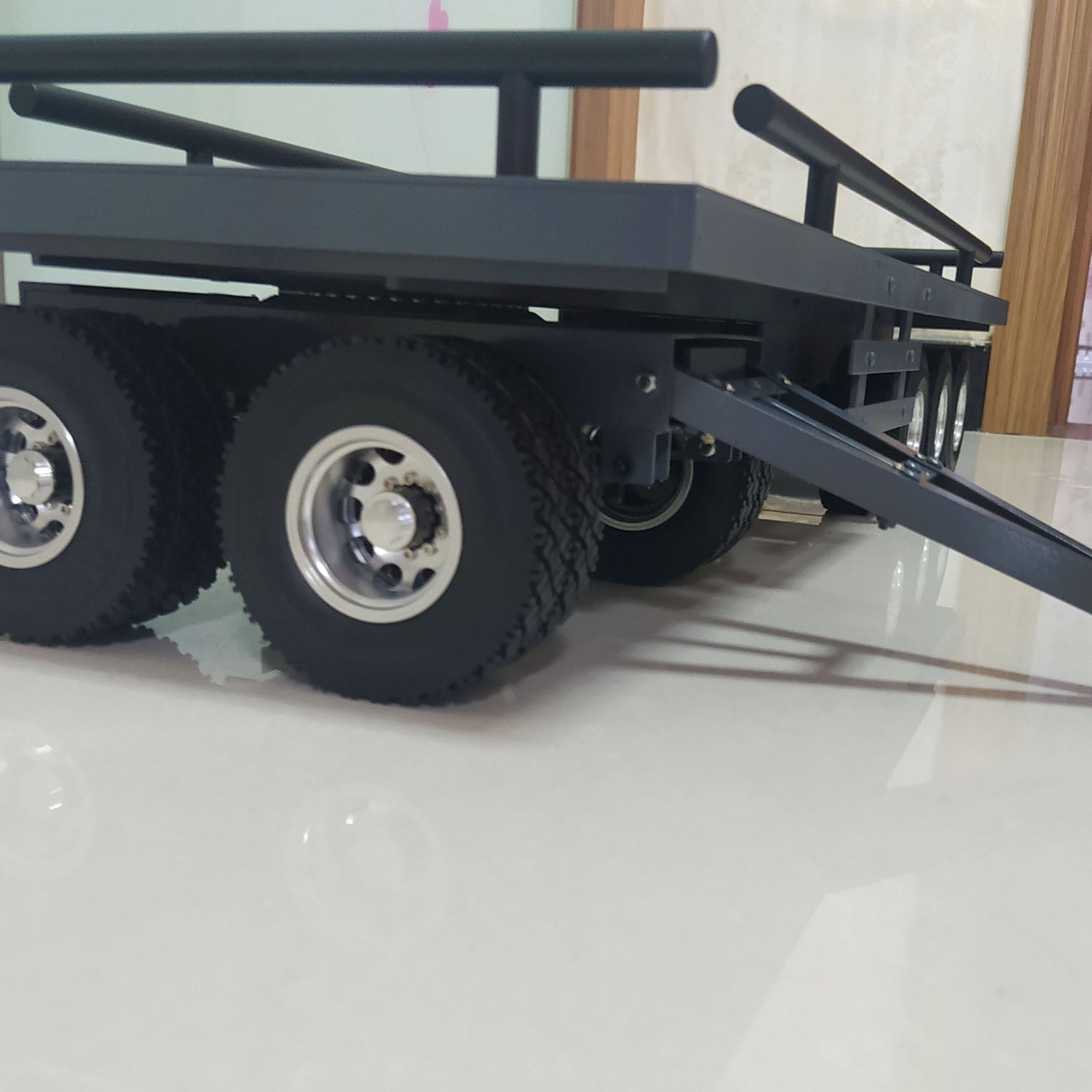 1/14 Scale RC Hydraulic Dump Truck Tractor - 5 Axle Metal Trailer for Radio Controlled Electric Car Simulation | Perfect for Hobbyists & Construction Model Enthusiasts | Great for Off-Road Play, Construction Site Dioramas & RC Racing Events