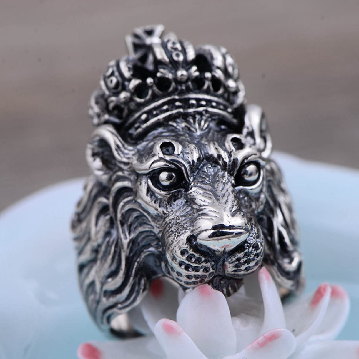 Gothic Lion Crown Ring for Men - Punk Lion King Ring, Hip Hop Lion Head Jewelry, Viking Cross Ring - Retro Rock Animal Ring for Men - Perfect for Gothic Fashion, Punk Style & Hip Hop Accessories