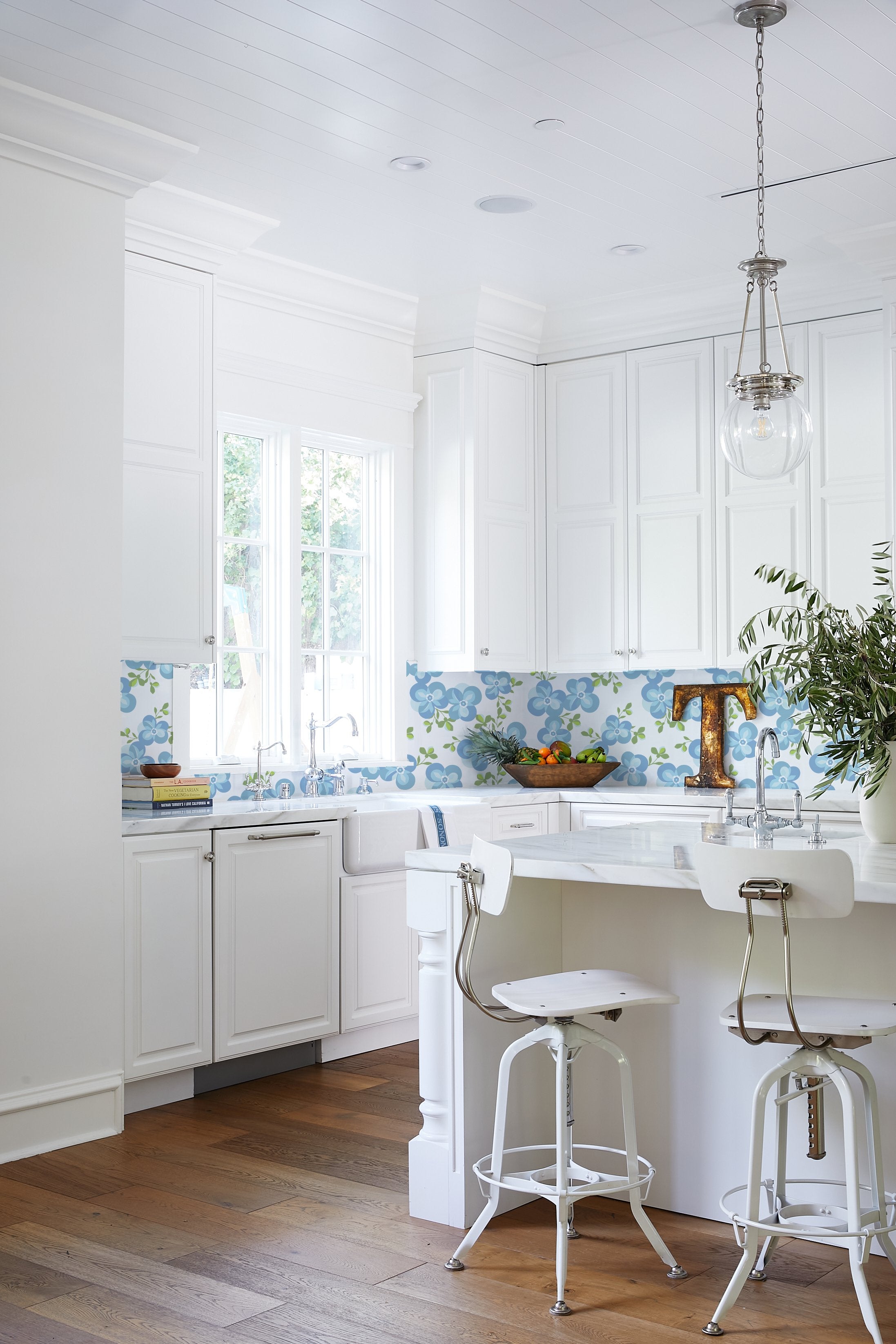 Cornflower Graphic Floral Wallpaper by Tea Collection - Perfect for Bedroom, Living Room & Nursery Decor