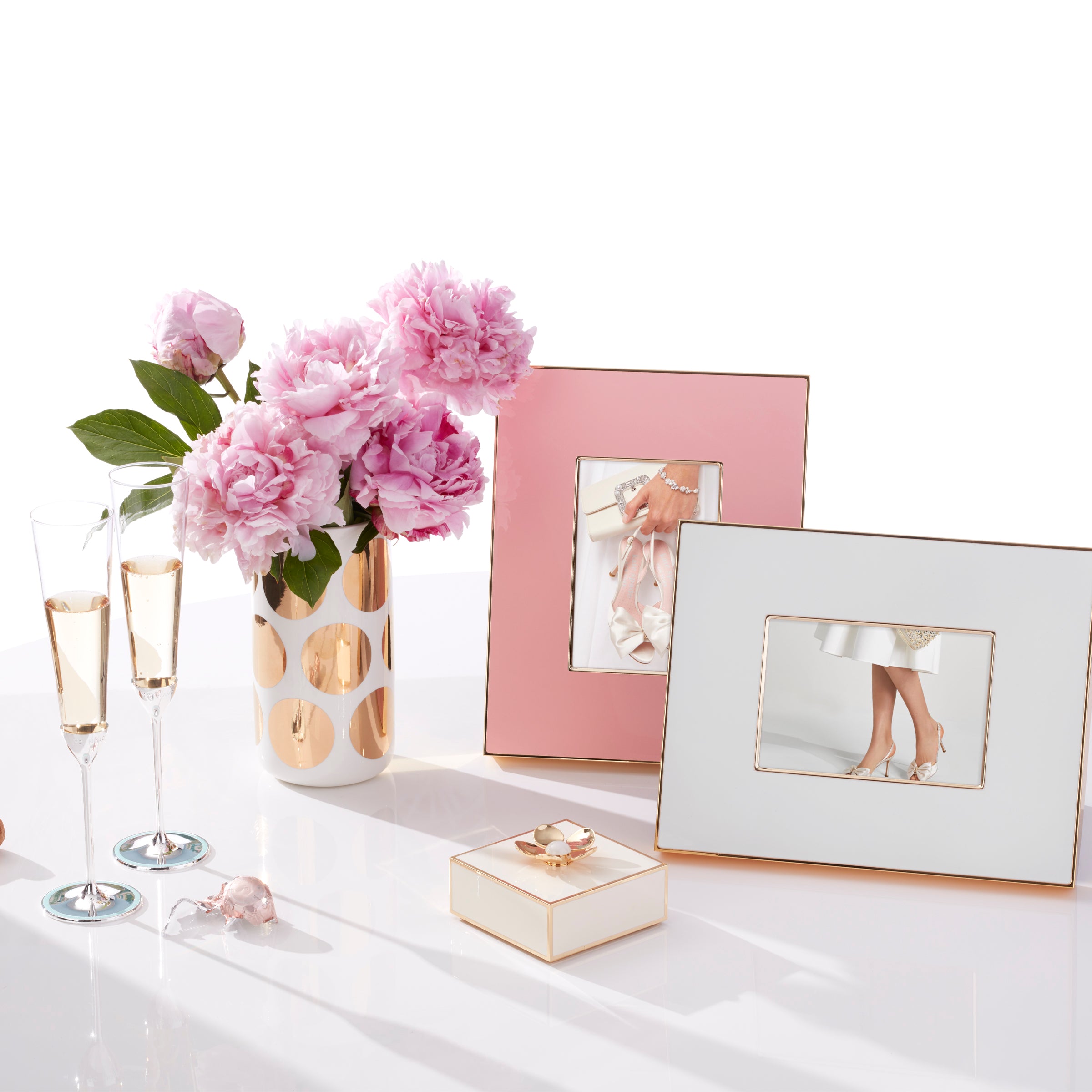 Make It Pop Floral Gift Box in Gold - Perfect for Birthdays, Weddings & Home Decor