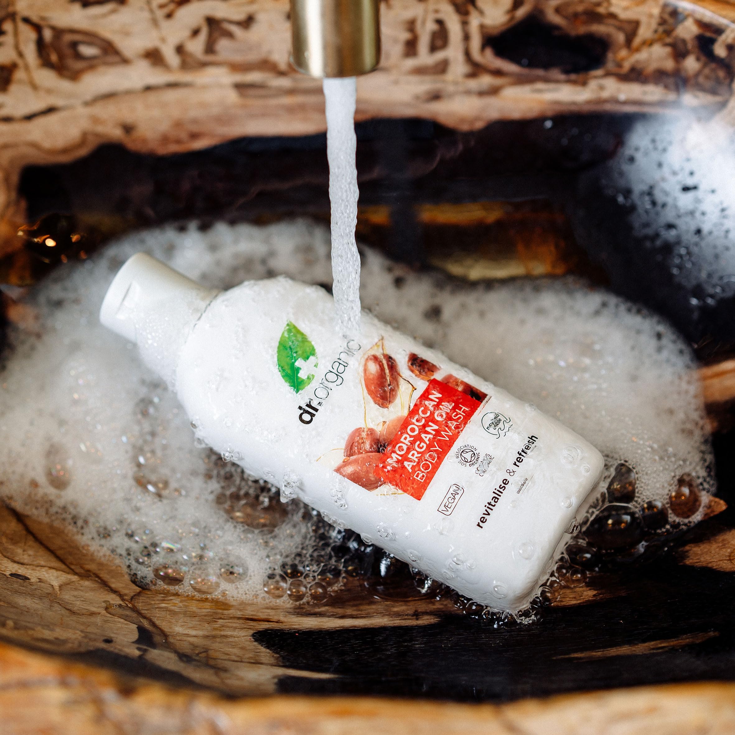 Dr Organic Moroccan Argan Oil Body Wash & Shower Gel - Natural, Vegan, Cruelty-Free, Paraben & SLS-Free - Certified Organic 250ml - Eco-Friendly Recycled Ocean Plastic Packaging - Perfect for Dry Skin Care & Luxurious Bath Time