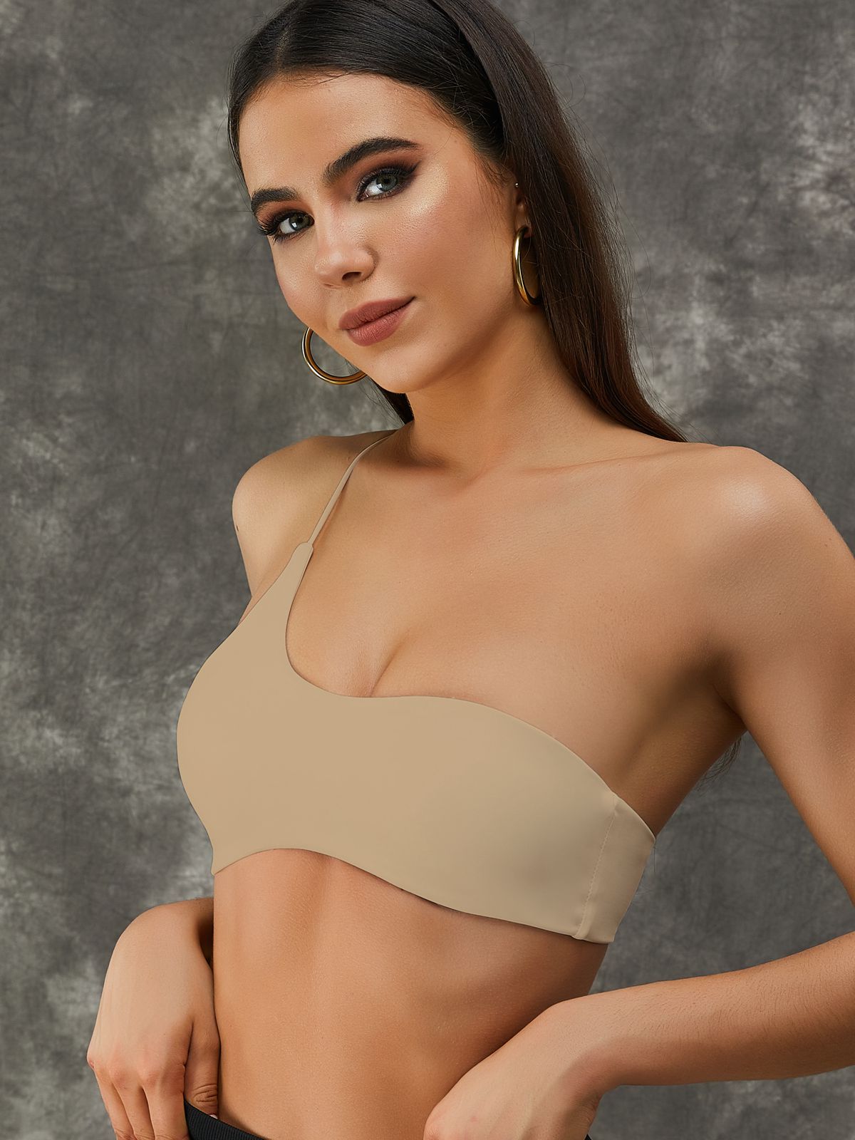 ZASUWA Women's Slim Fit Adjustable Strap Yoga Sports Bra - Perfect for Yoga, Pilates, Gym & Workouts