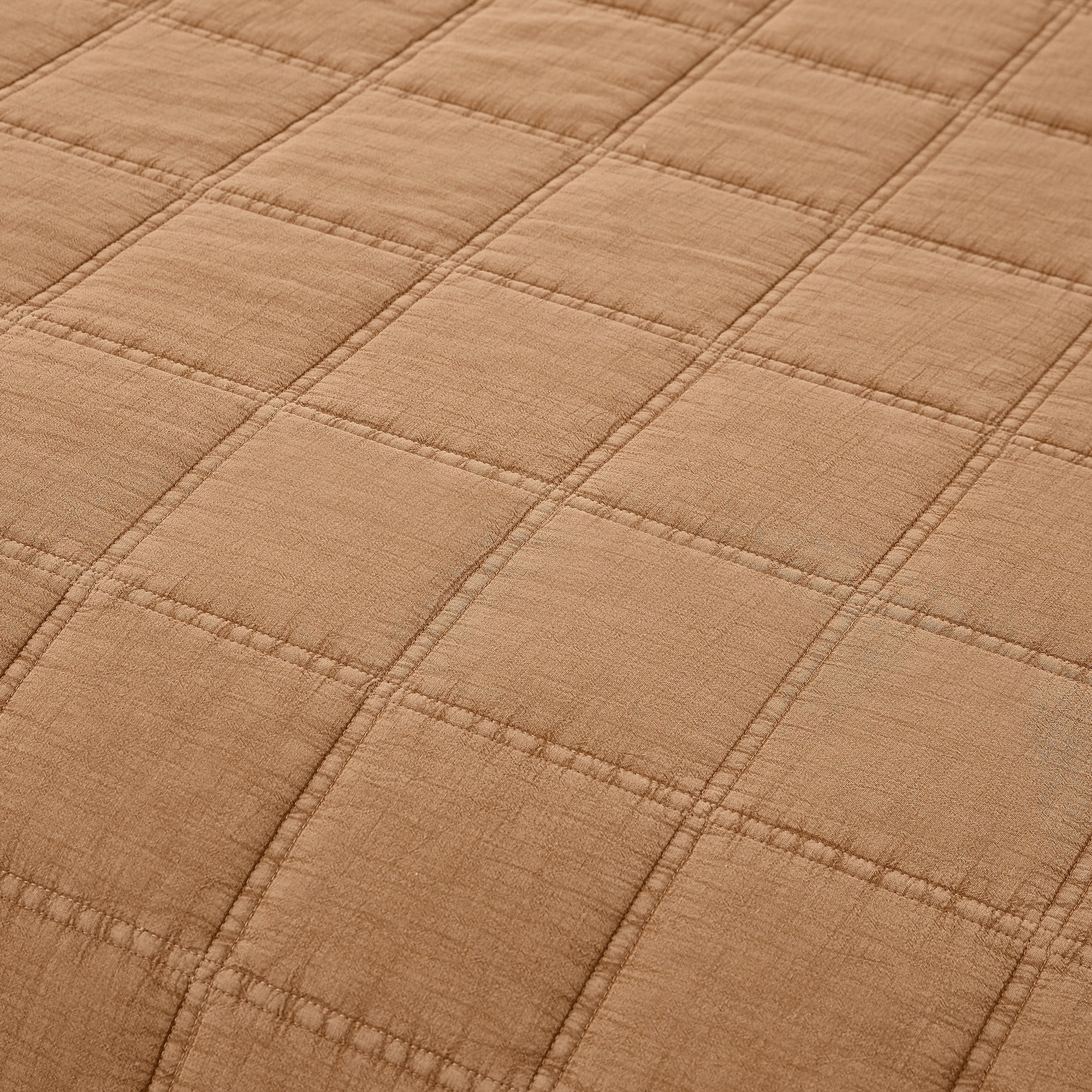 Logan Stone Washed Cotton Quilt Set - 3 Piece Bedding Set with Pillow Shams | Soft & Breathable Comforter for All Seasons | Perfect for Master Bedroom, Guest Room & Dorm Decor
