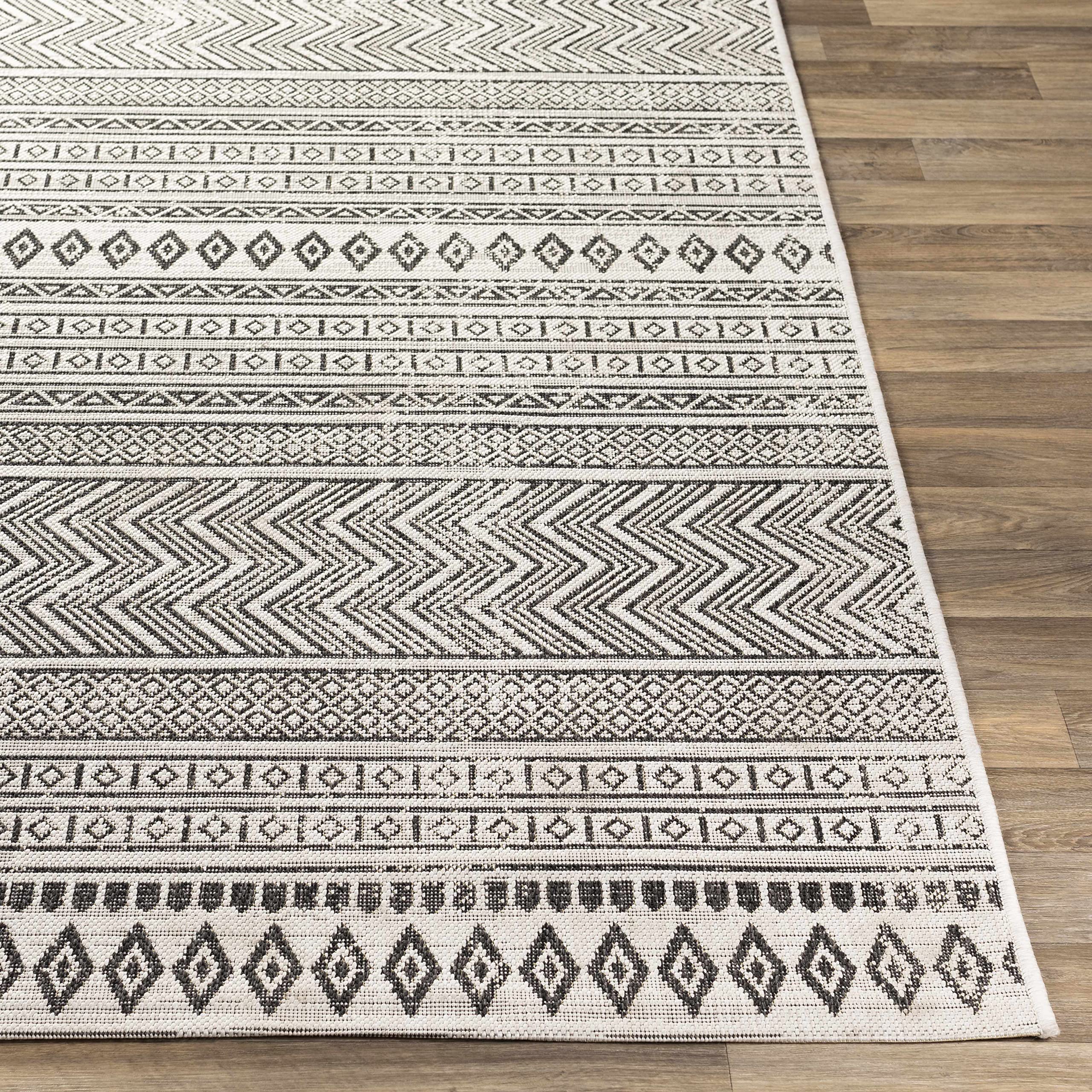 Bohemian Global Style Hauteloom Imboden Round Area Rug 7'10
