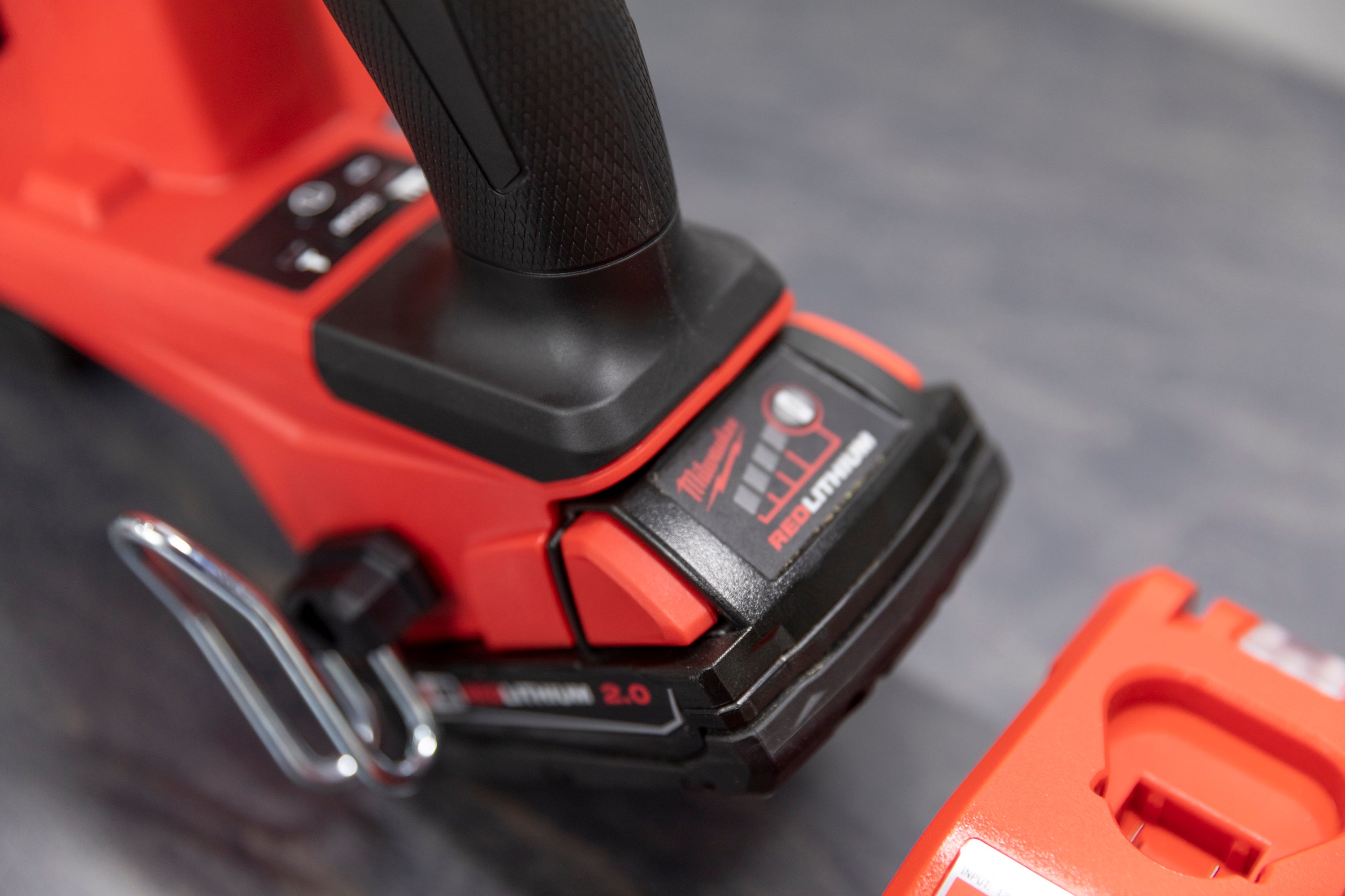 Milwaukee M18 FUEL 18GA 1/4