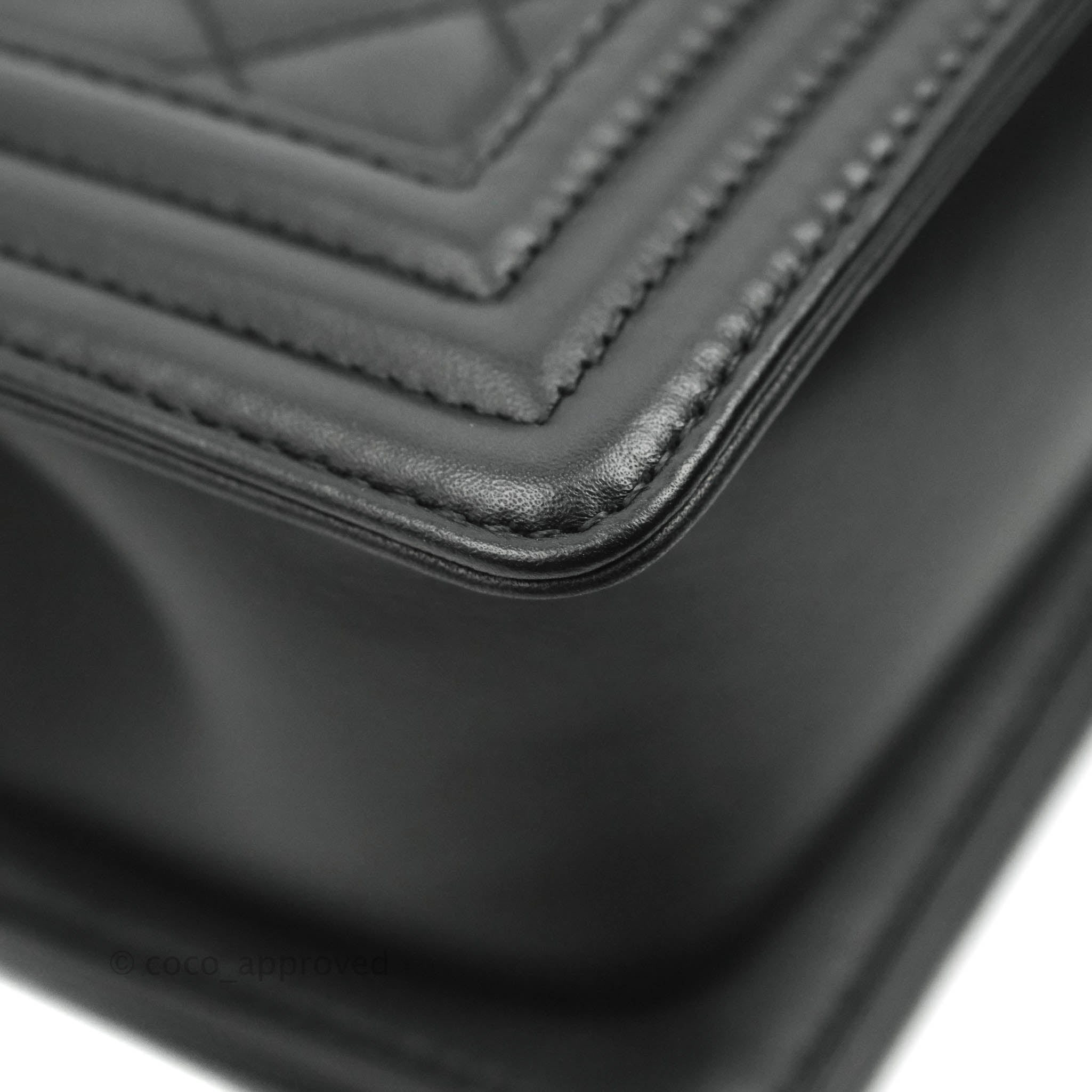 Chanel Boy Quilted Small Handbag Black Calfskin Leather with Aged Gold Hardware - Perfect for Evening Events, Parties & Luxury Fashion Accessories