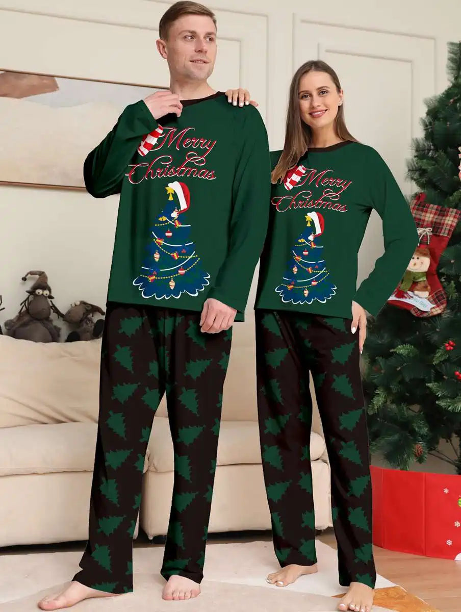 Christmas Matching Family Pajamas Set - Cozy Holiday Pjs for Christmas Tree Photos & Festive Gatherings