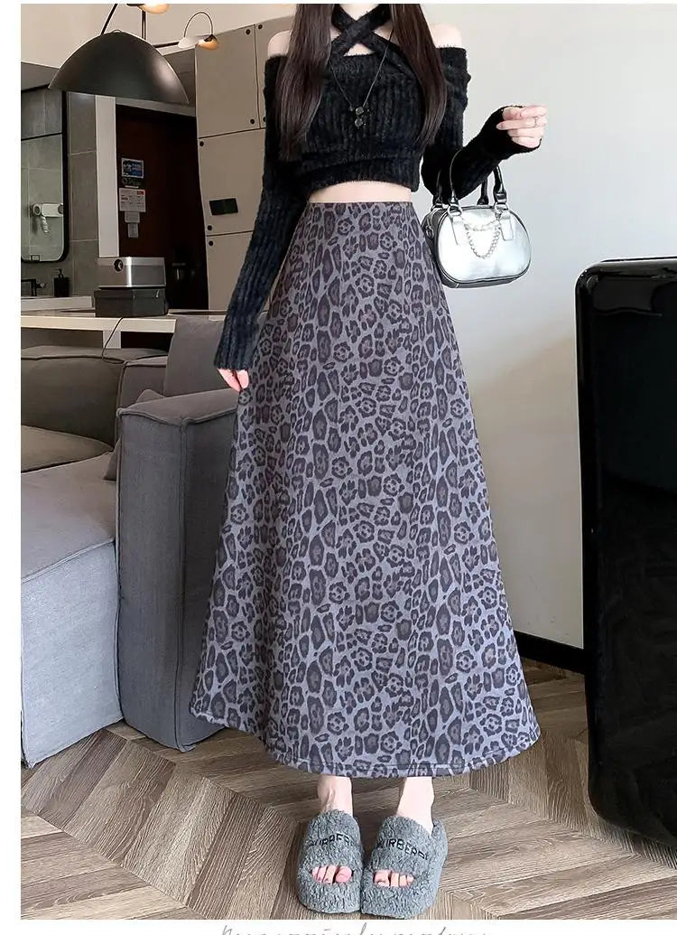 Women's Leopard Print Velvet High Waist Long Skirt - Winter Elegant Vintage French Fashion Maxi Skirt for Party, Streetwear & Boho Style Outfits