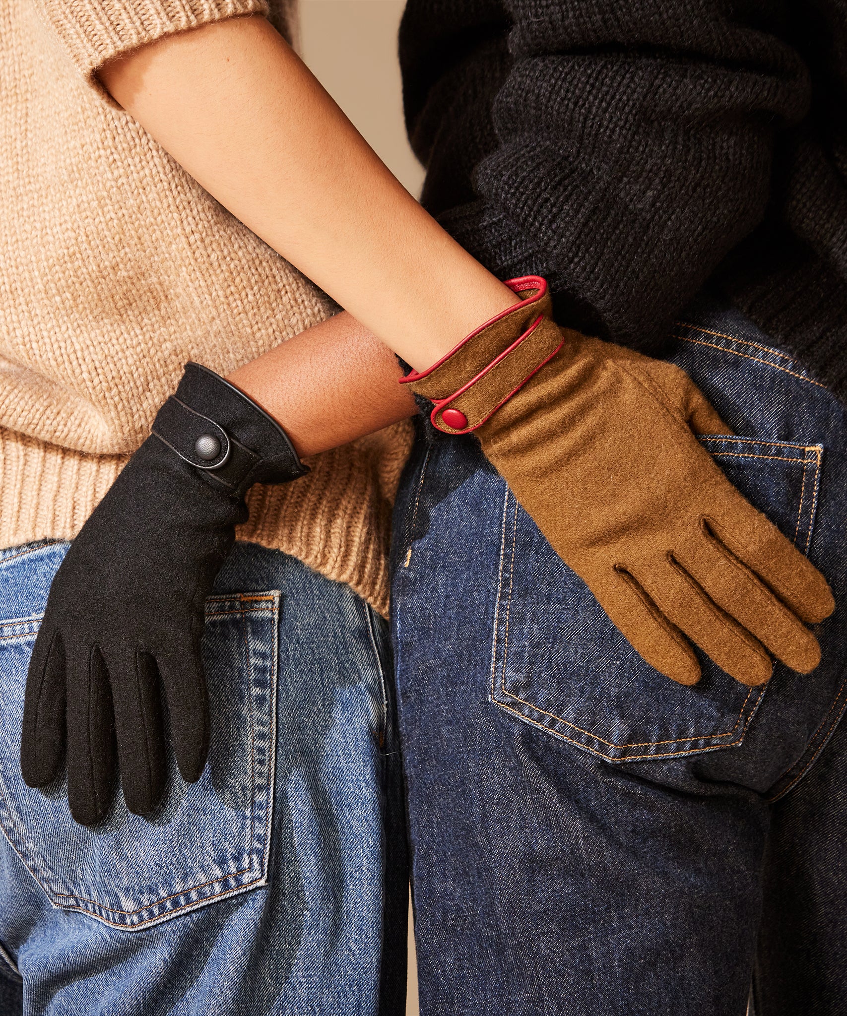 High-Quality Belted Gloves for Men & Women - Durable, Adjustable & Comfortable - Perfect for Outdoor Activities, Sports & Work