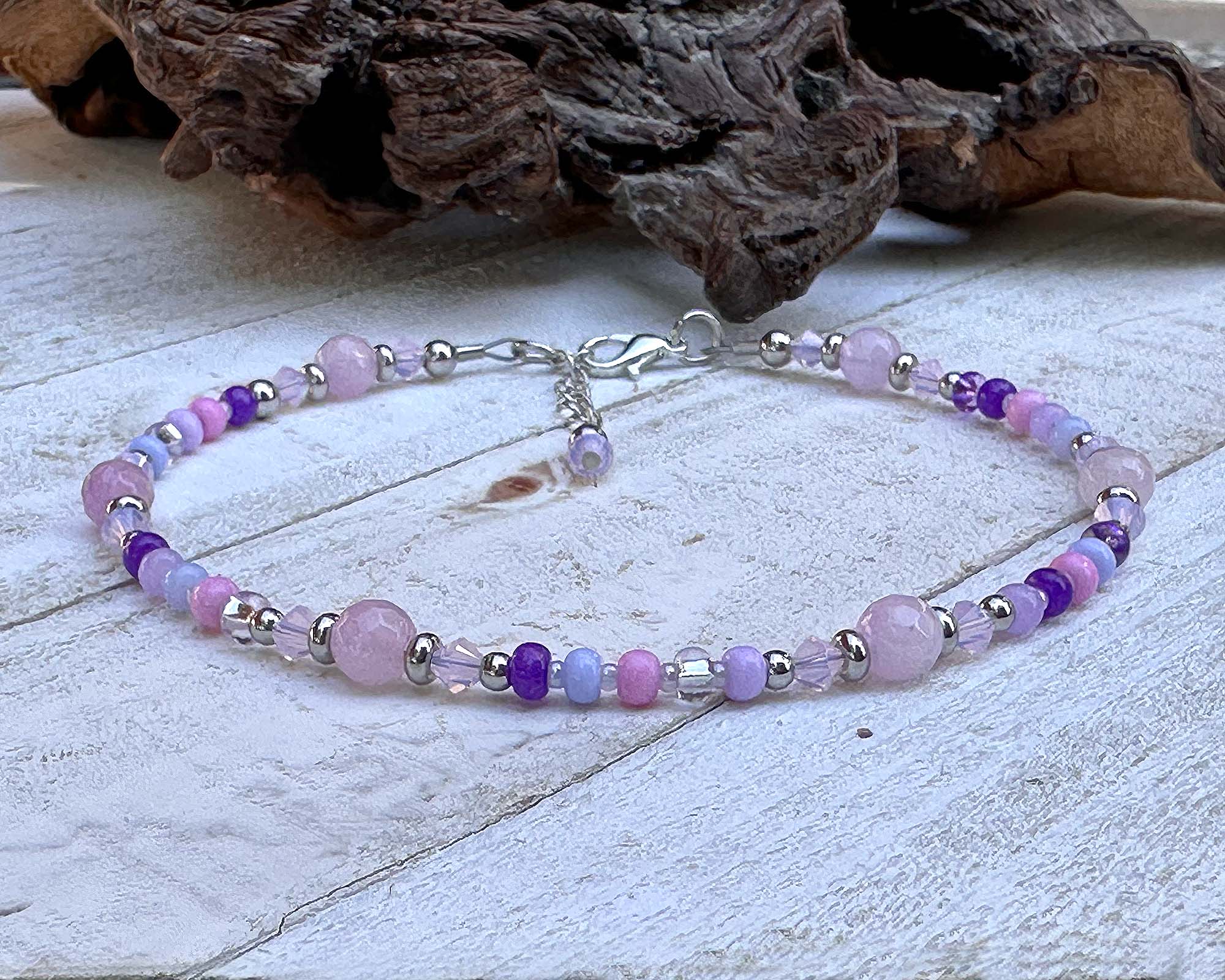 Elegant Pink & Purple Beaded Anklet for Women - Boho Chic Summer Beach Jewelry - Perfect for Vacations, Weddings & Music Festivals