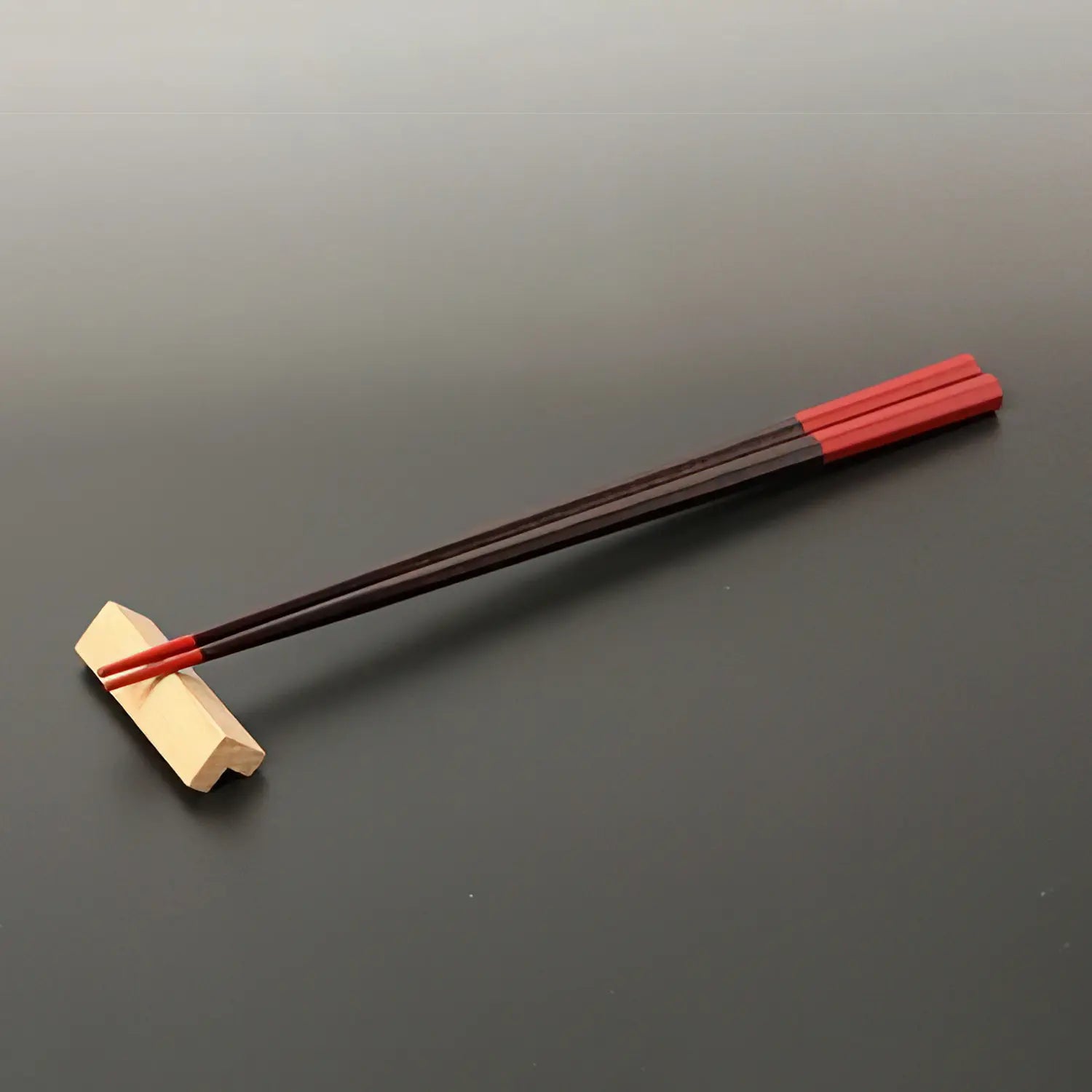 Premium Echizen Shikki Wood Couple Chopsticks - Handcrafted Japanese Lacquerware Dining Utensils for Romantic Dinners & Asian Cuisine | Perfect Gift for Anniversaries & Wedding