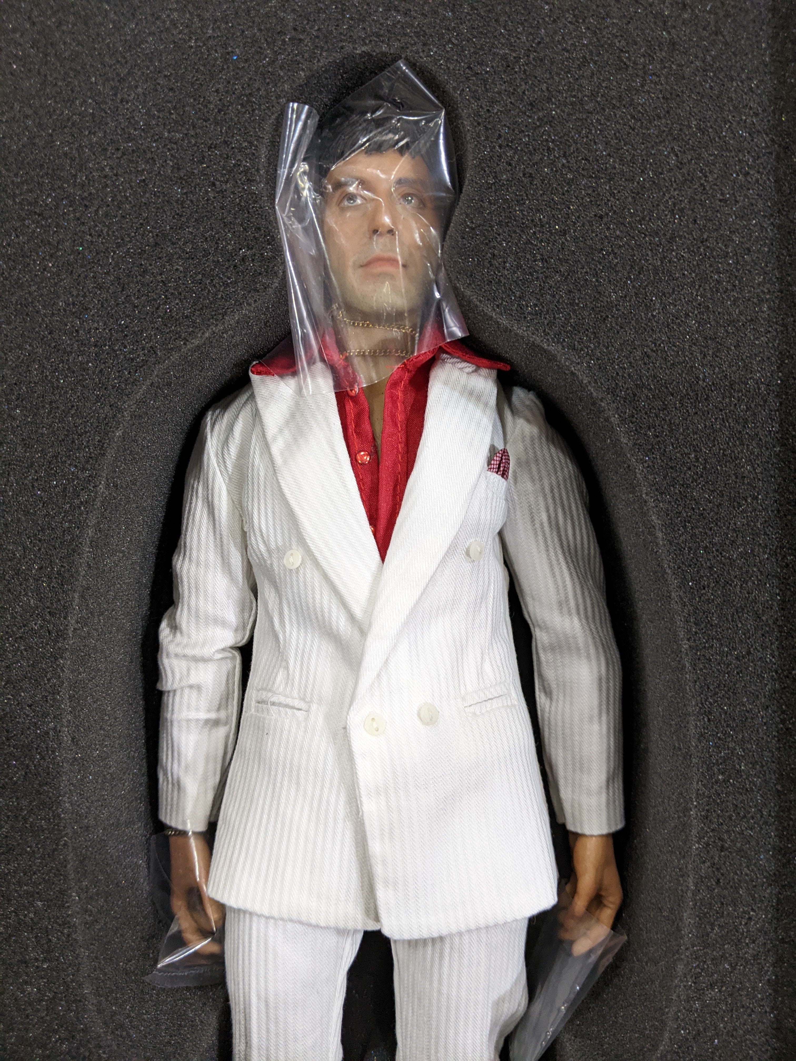 Enterbay Real Masterpiece 1/6 Scarface Tony Montana The Respect Version - Highly Detailed Sixth Scale Collectible Action Figure with Open Box - Perfect for Movie Fans and Collectors Display