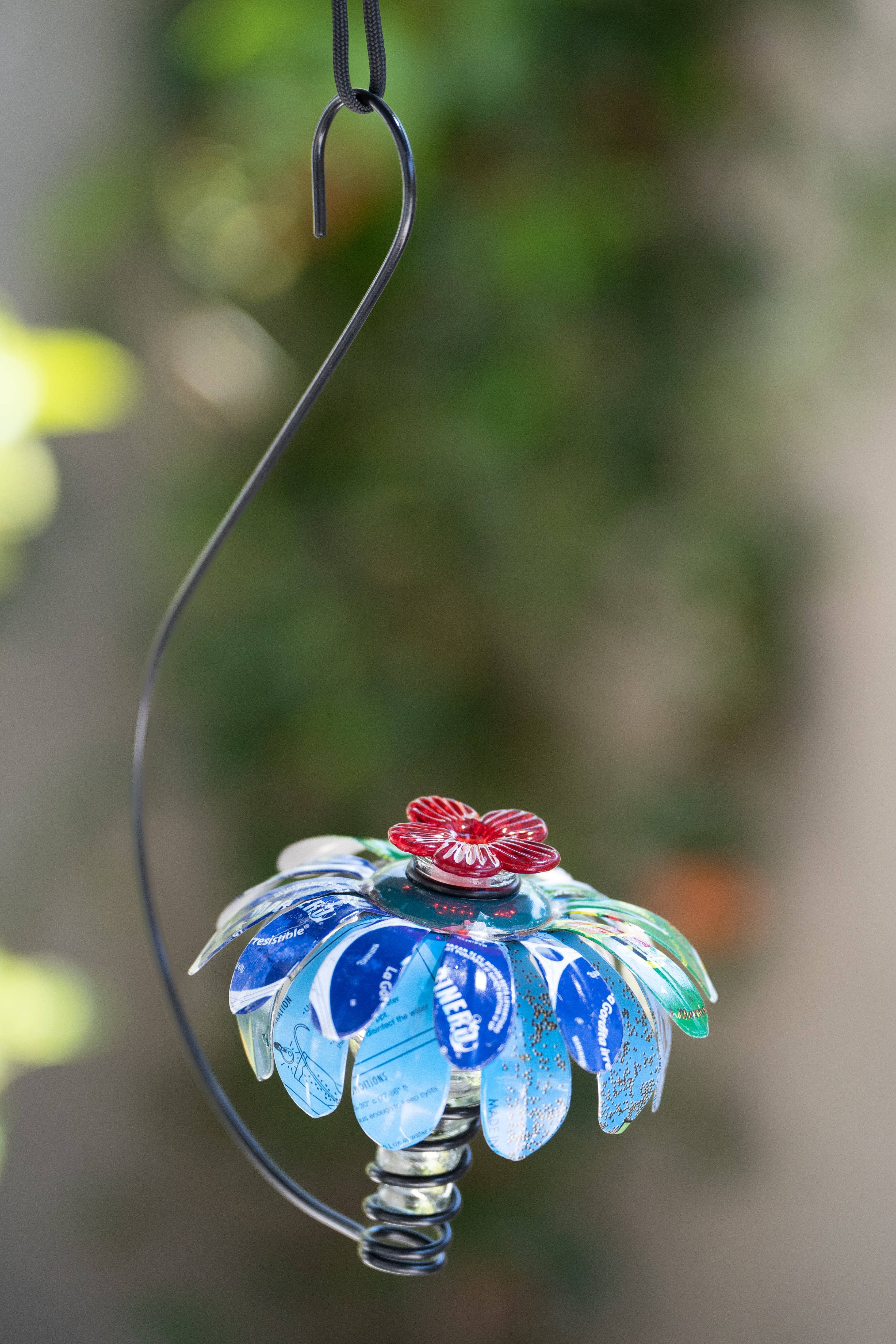 Best Clear 4 oz Hummingbird Feeder with Hook - Attract More Birds to Your Garden | Perfect for Outdoor Decoration & Backyard Bird Watching