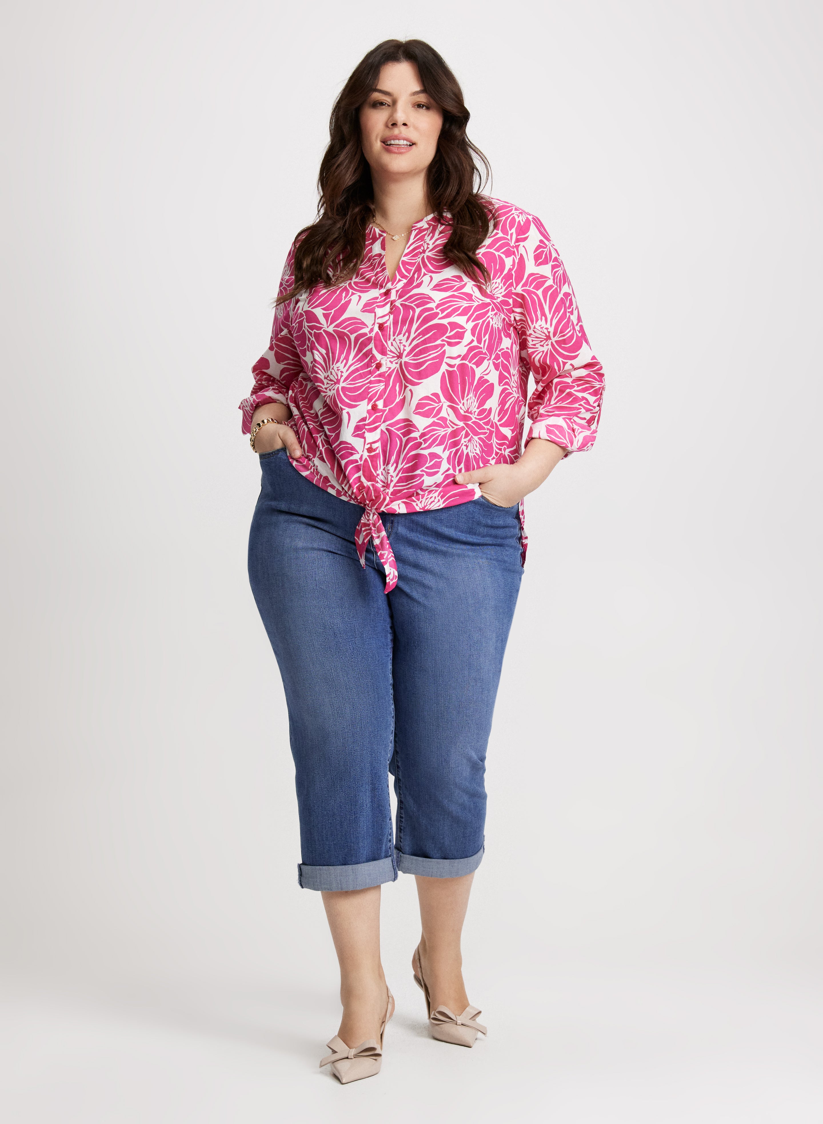 Floral Print Blouse & Rolled Cuff Denim Capris Set - Women's Casual Summer Outfit for Beach, Brunch & Outdoor Activities
