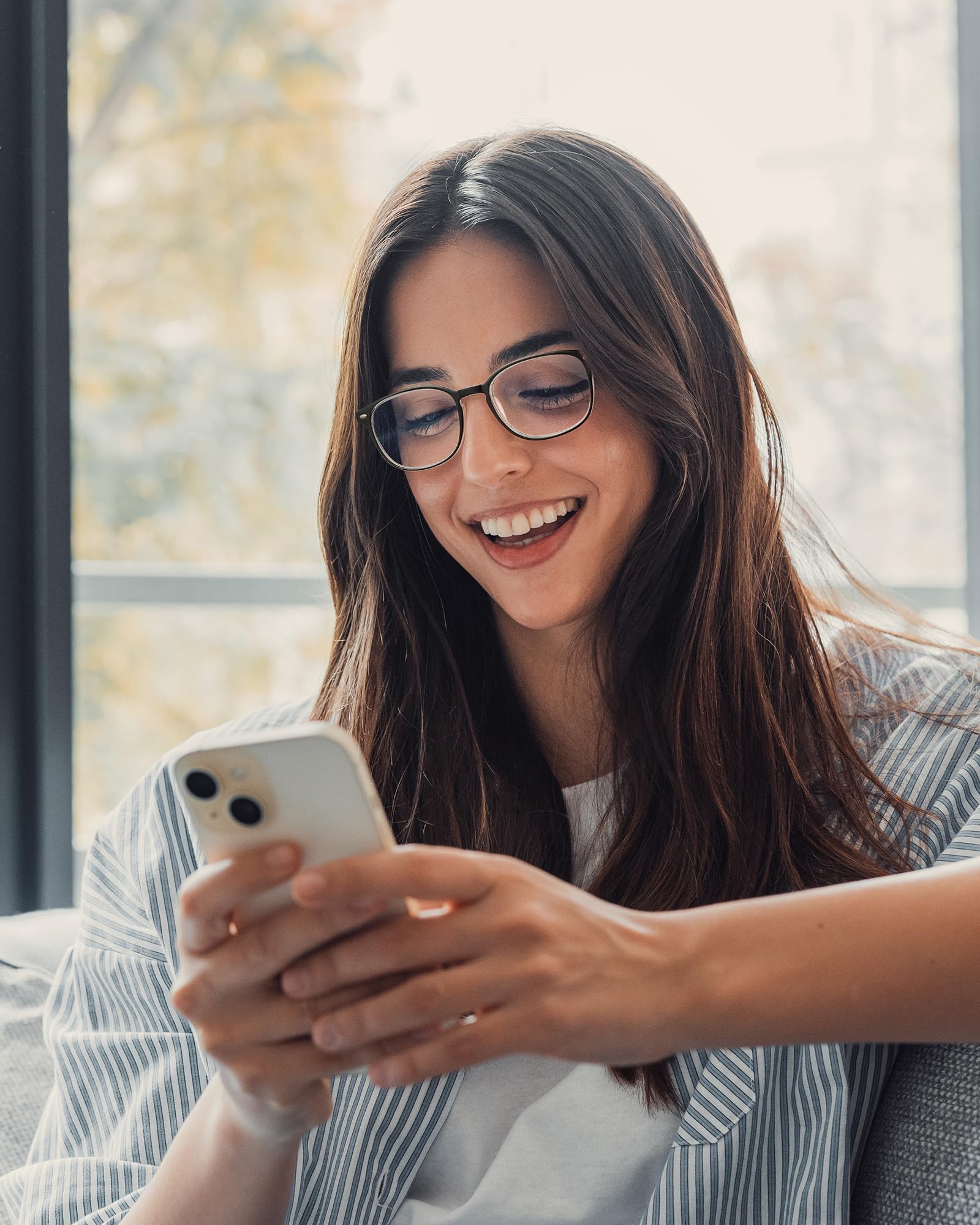 JM Reading Glasses Set of 4 - Premium Spring Hinge Readers for Men & Women (+0.5 Strength) - Mixed Colors - Perfect for Reading Books, Using Smartphones & Working on Computers