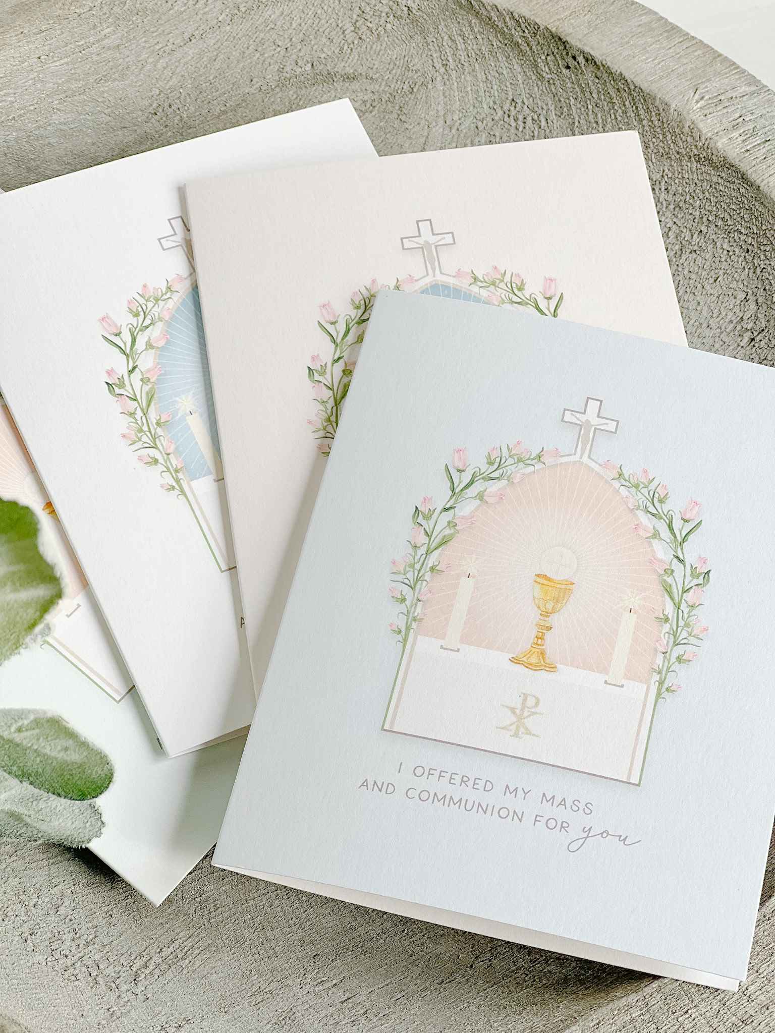 I Prayed For You at Mass Card - Set of 4 Religious Greeting Cards for Catholic Prayer & Encouragement - Perfect for Church, Baptism, First Communion & Sympathy Gifts