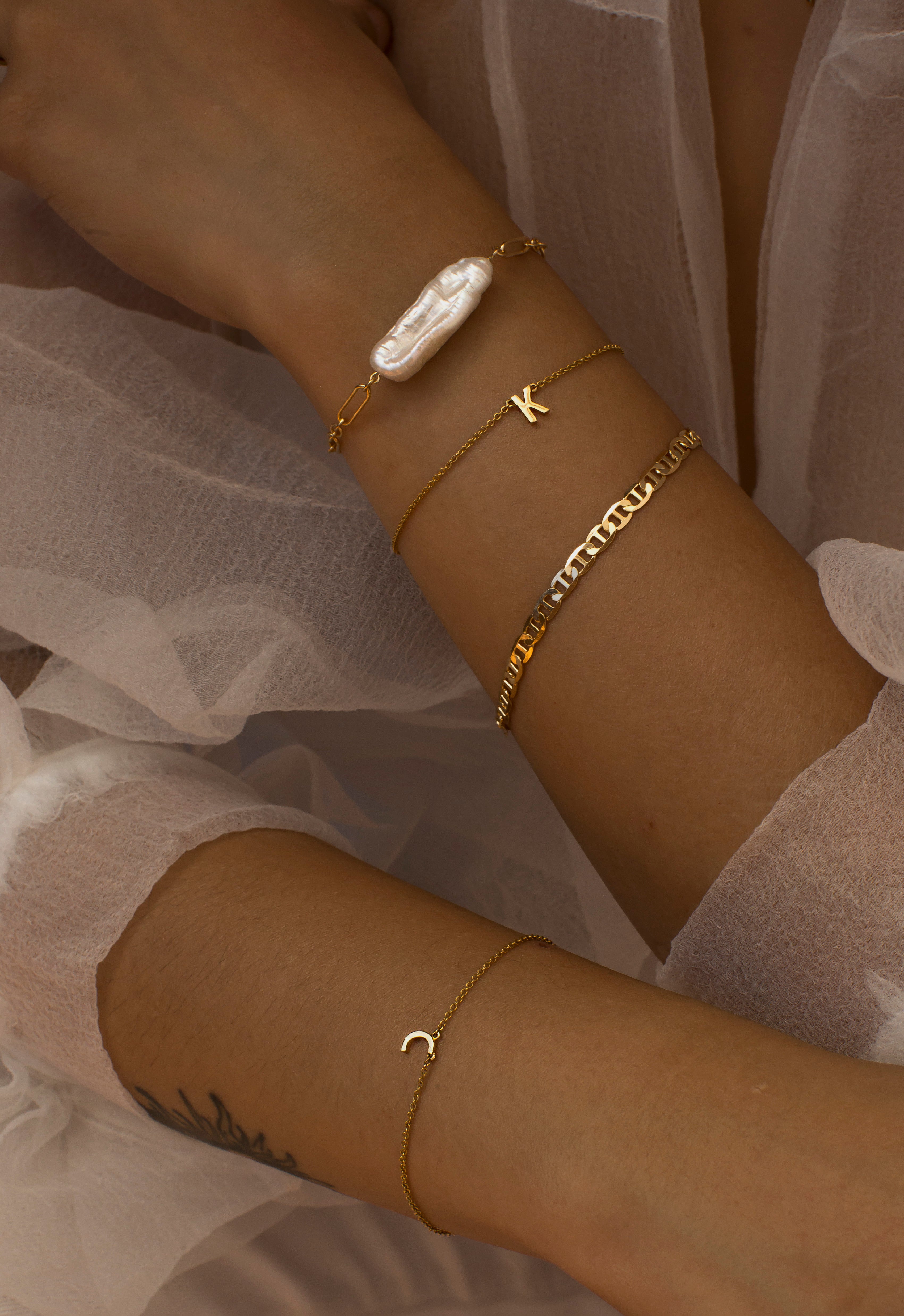 Personalized Single Initial Bracelet for Women - Engraved Monogram Name Jewelry Gift for Her - Perfect for Birthdays, Anniversaries & Special Occasions
