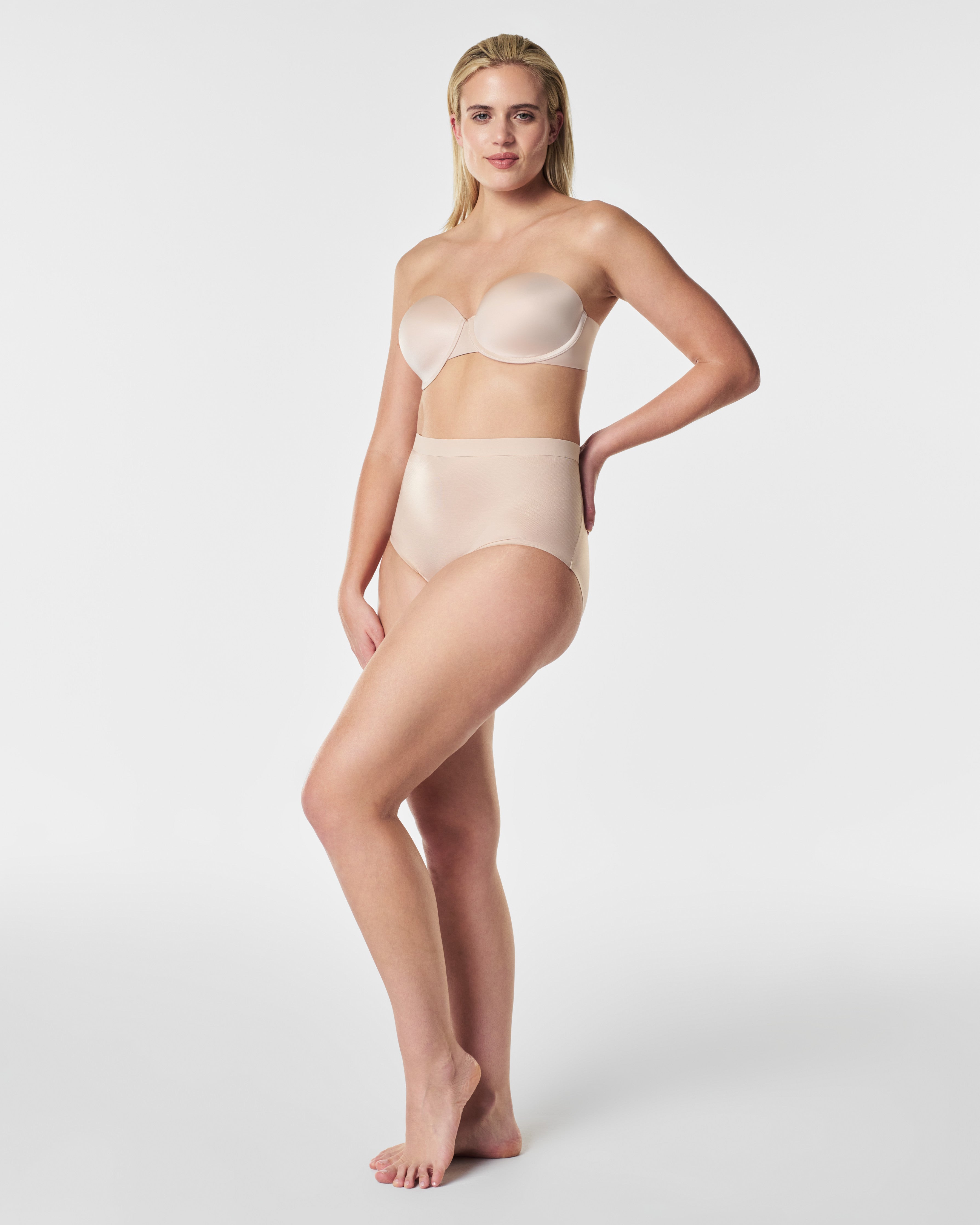 SPANX Smooth™ Strapless Bra - Seamless Lift & Comfort for Women | Perfect for Wedding Dresses, Evening Gowns & Formal Wear