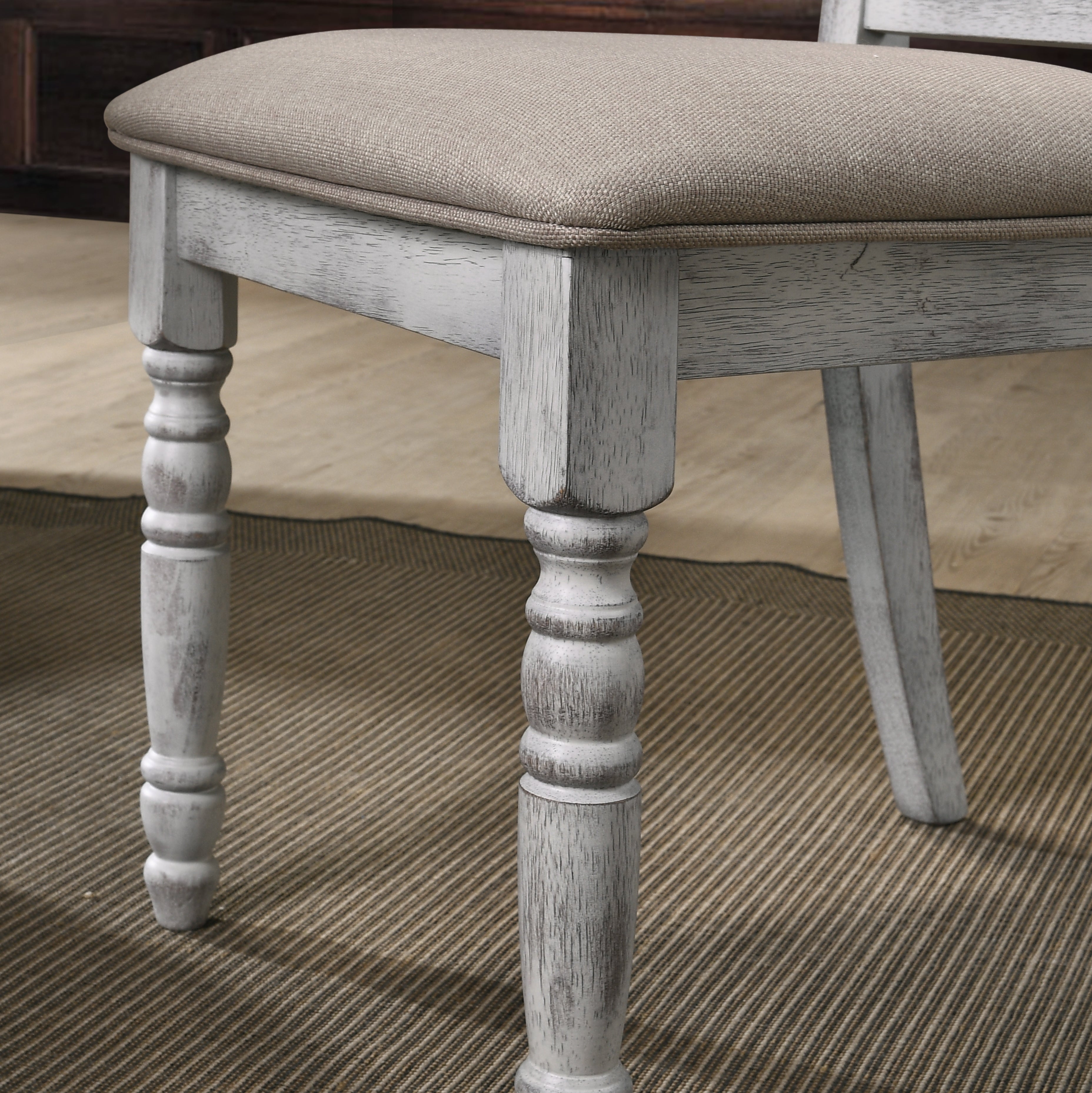 Roundhill Furniture Iris Turned Leg Wood Dining Chair Set of 2 - Solid Wood Kitchen Chairs with Upholstered Seat - Perfect for Dining Room, Kitchen, Breakfast Nook & Home Decor
