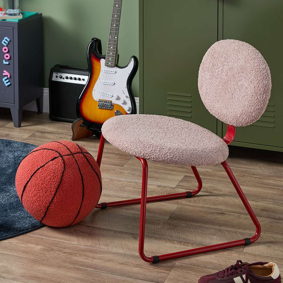Charley Easy Chair - Soft Pink & Red Accent Chair for Living Room, Bedroom, or Office - Comfortable Modern Lounge Chair for Relaxing & Reading