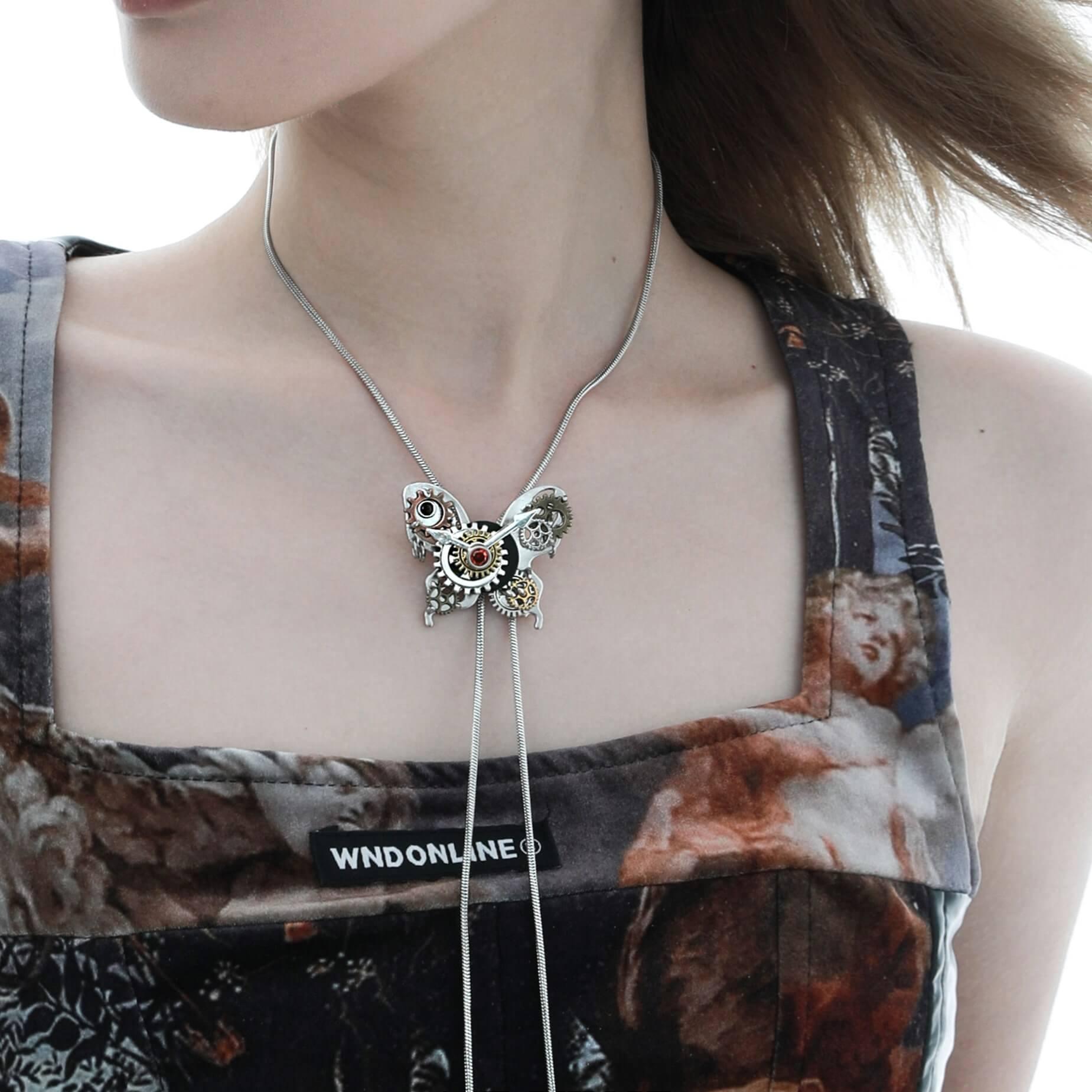 18k Platinum Plated Mechanical Butterfly Pull-Out Necklace™ - Elegant Jewelry Gift for Women, Perfect for Valentine's Day, Anniversary & Special Occasions