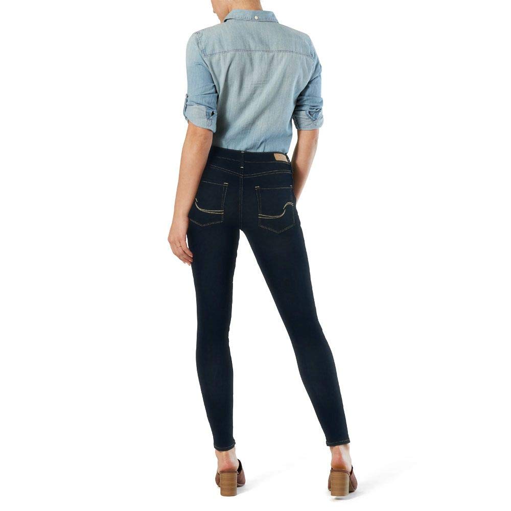 Levi's Signature Gold Women's Modern Skinny Jeans - Plus Size Available | Stretch Denim Pants for Casual Wear & Night Out