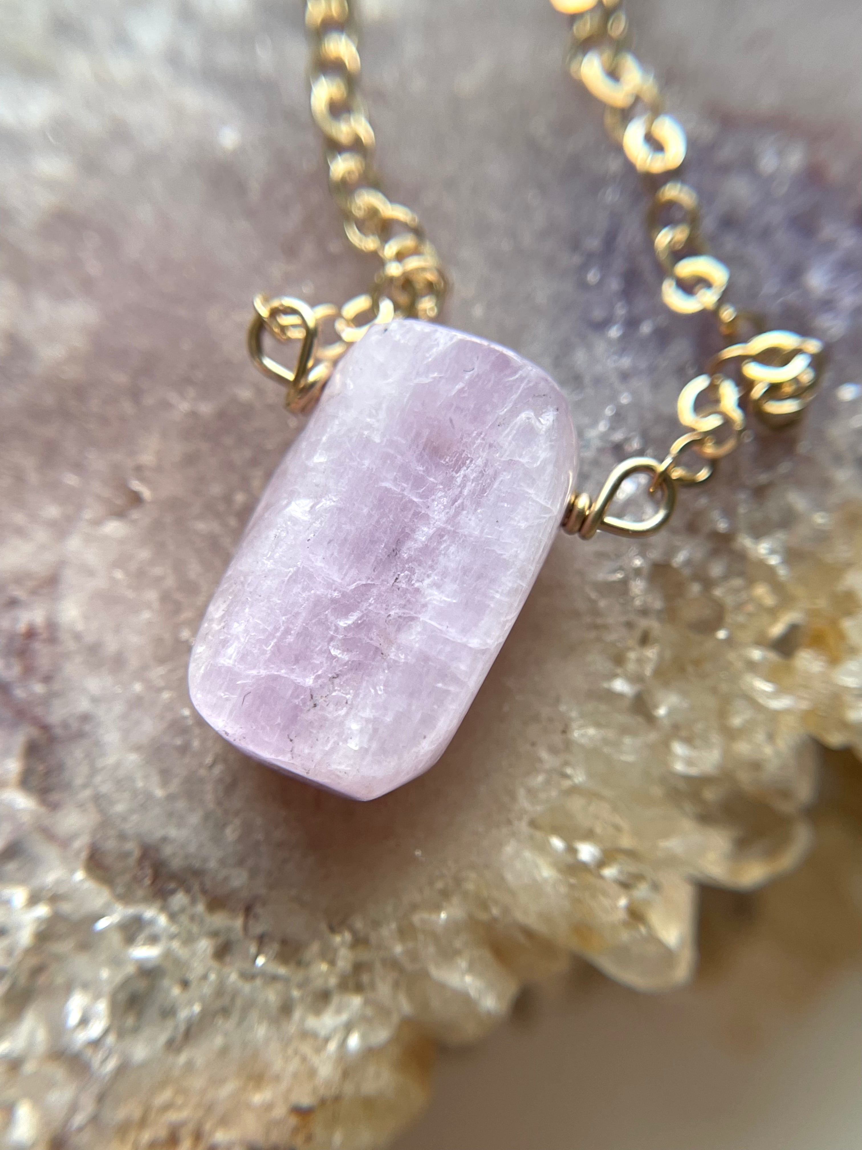 Natural Kunzite Crystal Necklace for Women - Healing Stone Jewelry with Sterling Silver Chain - Perfect for Meditation, Energy Healing & Spiritual Gifts