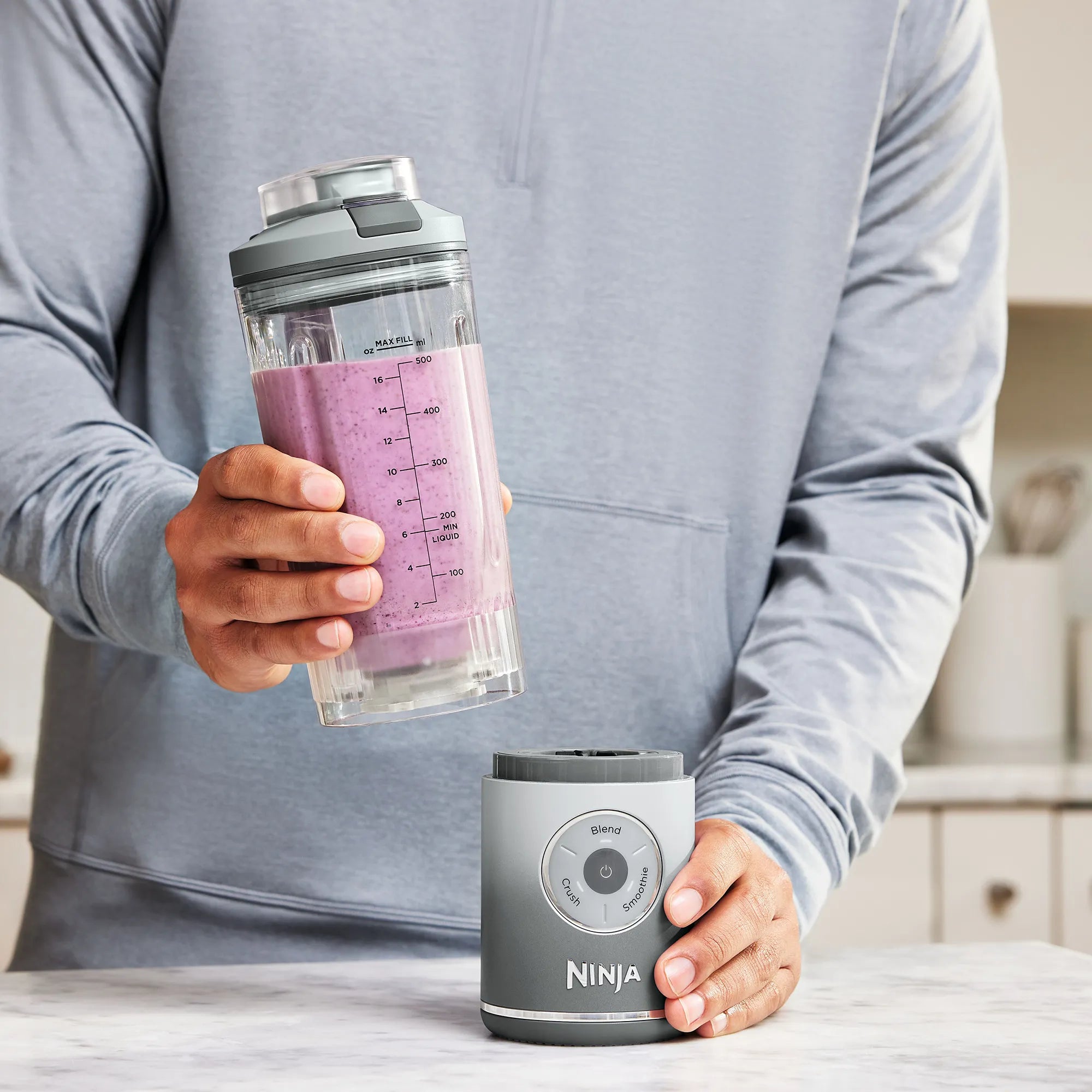 Ninja Blast Max Cordless Portable Blender - Powerful 1000W Motor, 20oz Travel Cup, USB Rechargeable for Smoothies, Protein Shakes & Meal Prep - Perfect for Gym, Office & Outdoor Adventures