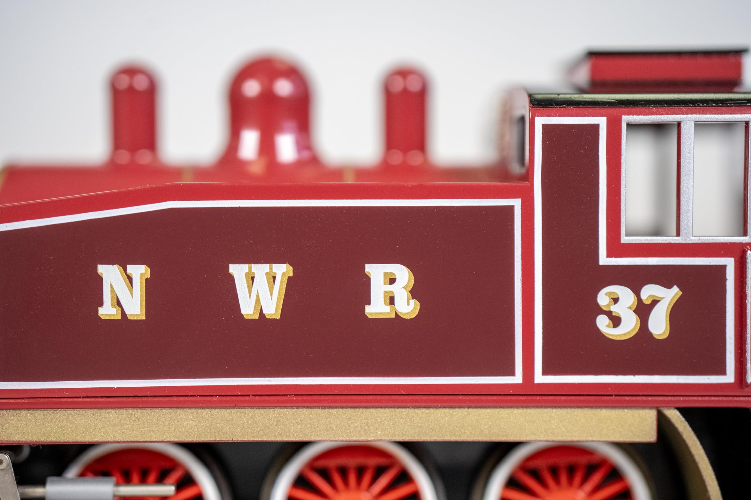 Thomas & Friends Rosie with Moving Eyes Red HO Scale Model Train - Perfect for Collectors, Kids & Train Enthusiasts - Great for Display, Play & Layout Scenes