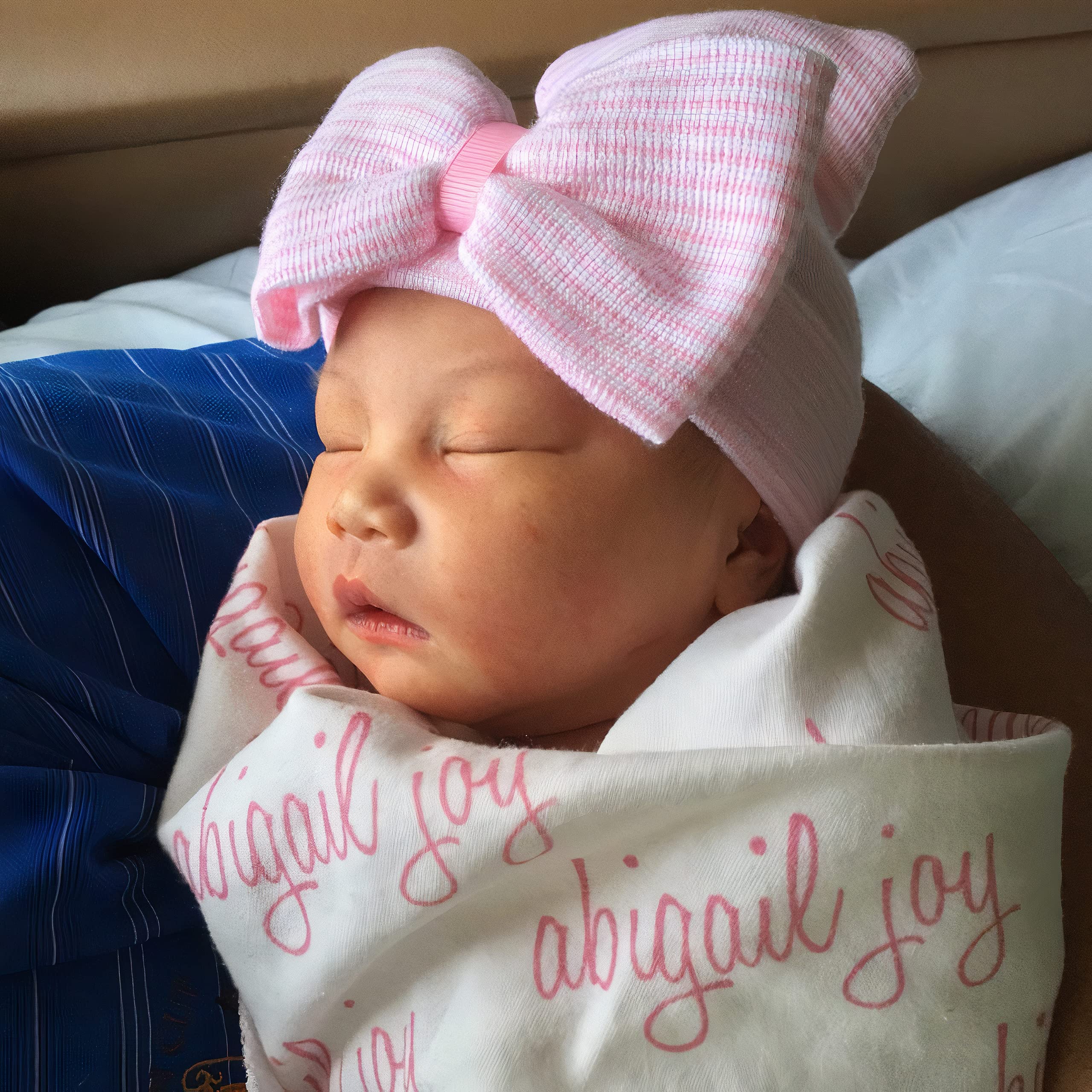 Personalized Baby Blanket with Custom Name - Soft Receiving Blanket for Newborns, Kids & Adults - Perfect Birthday Gift & Keepsake - Great for Nurseries, Baby Showers, and Cozy Family Moments