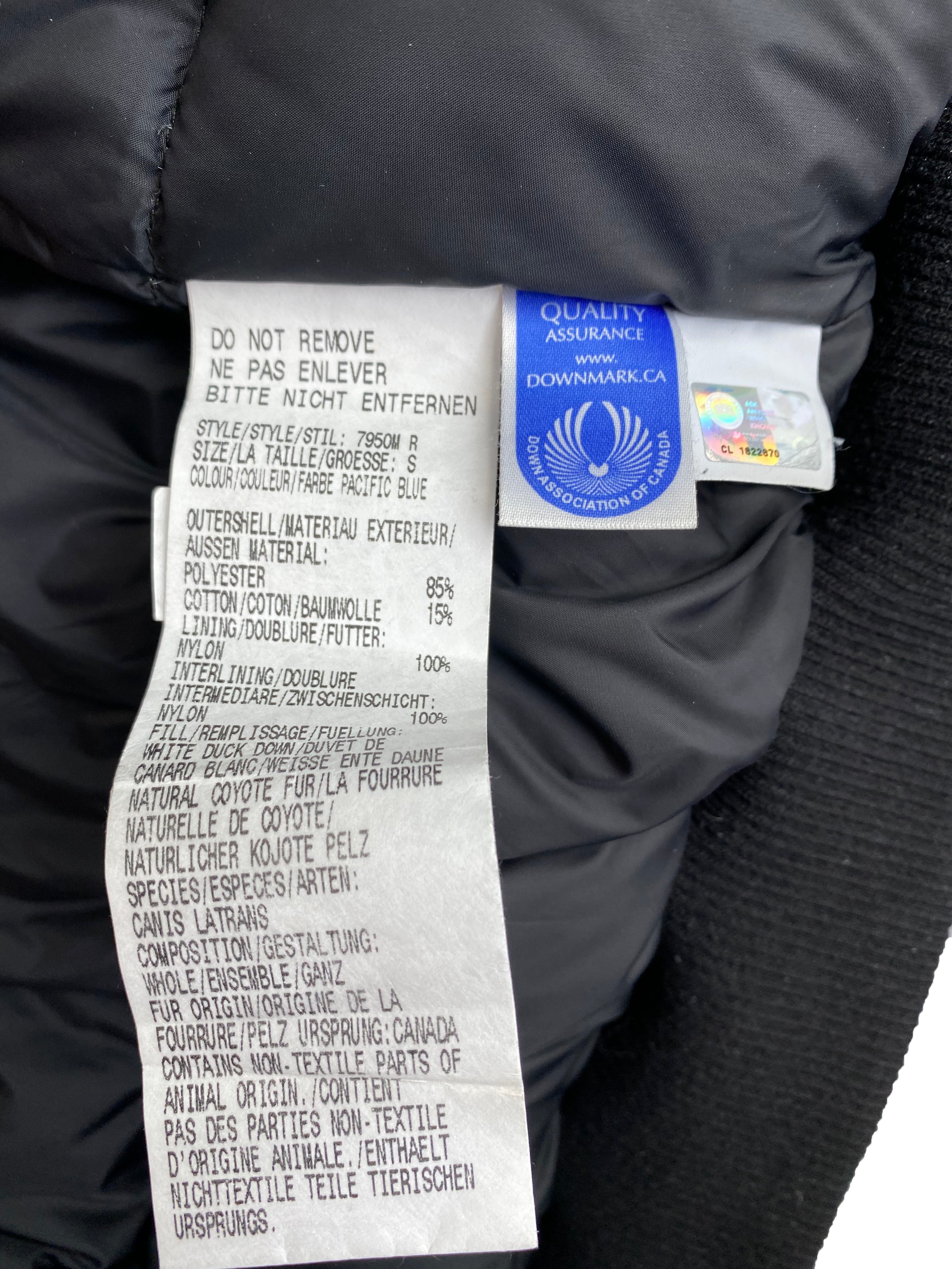 Canada Goose Blue Chilliwack Men's Winter Jacket - Waterproof Parka with Fur Trim Hood for Extreme Cold Weather - Perfect for Skiing, Snowboarding & Outdoor Adventures