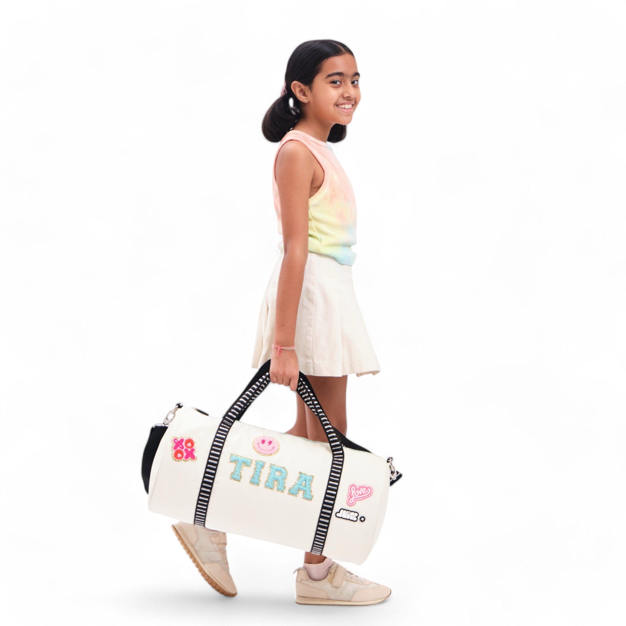 Moji Duffle Bag for Travel & Gym - Lightweight Waterproof Cream Weekender Bag - Perfect for Carry-On, Sports, Work & Weekend Getaways