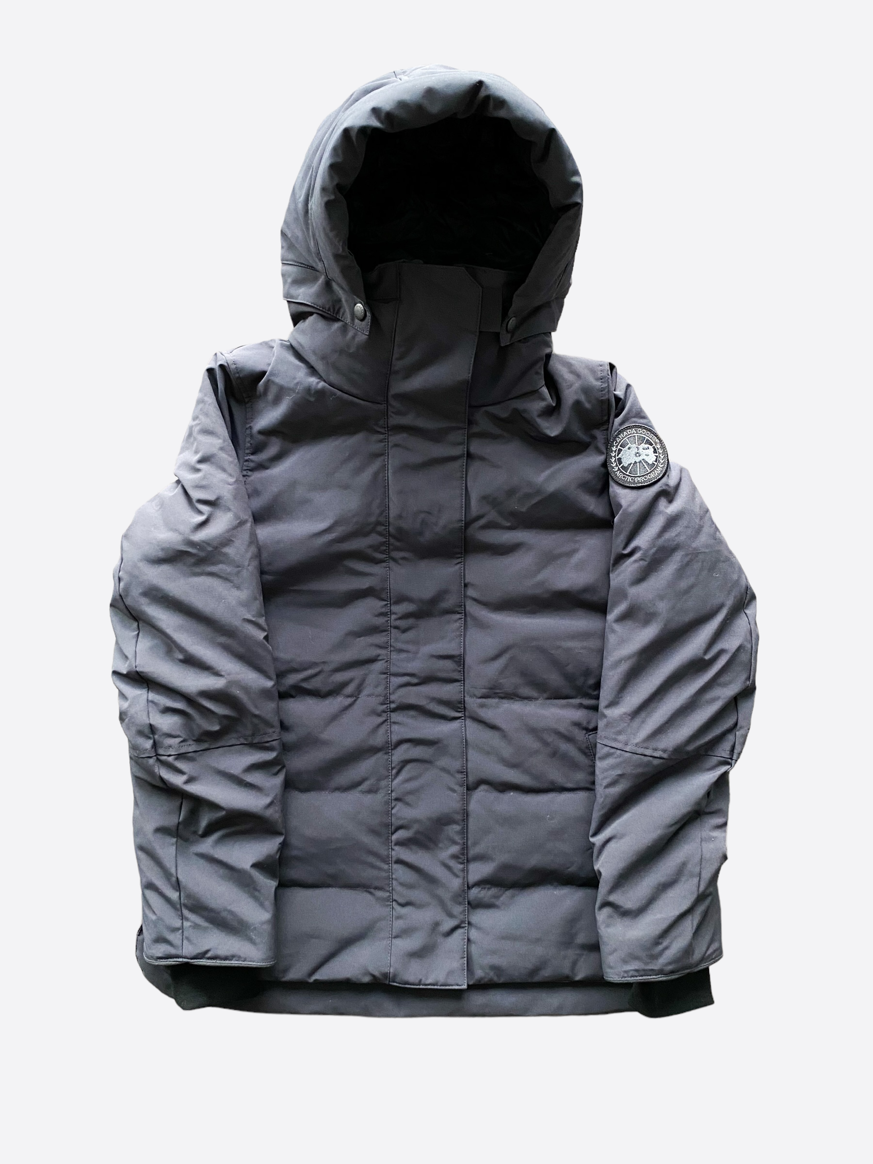 Canada Goose Navy Lyndale Black Label Women's Winter Jacket - Waterproof & Windproof Parka for Cold Weather, Outdoor Activities & City Style
