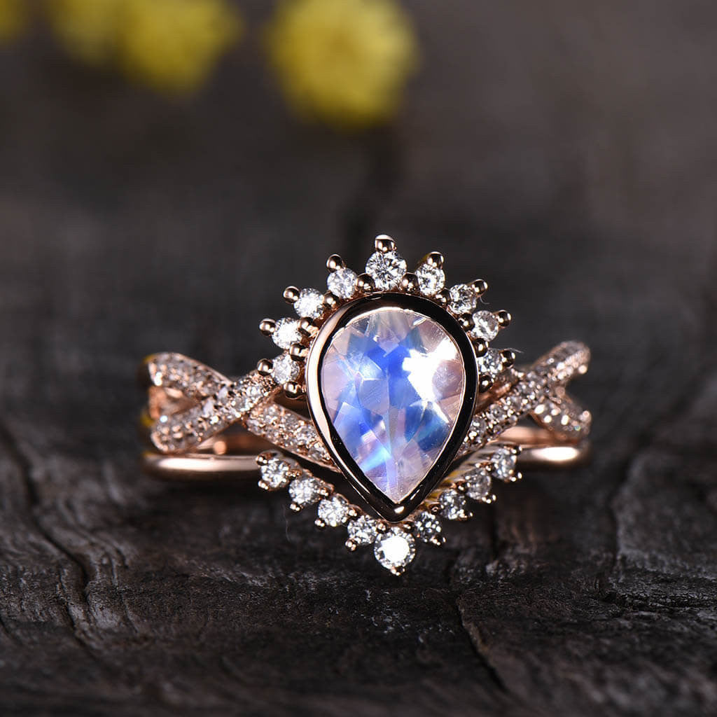 1 Carat Pear Shaped Moonstone Engagement Ring Set with Rose Gold Diamond Wedding Band - Perfect for Bridal Jewelry, Anniversary Gifts & Romantic Proposals