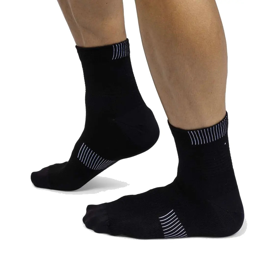 Men's On Running Ultralight Mid Sock - Black/White Athletic Socks for Running, Hiking & Workouts - Breathable Cushioned Performance Socks
