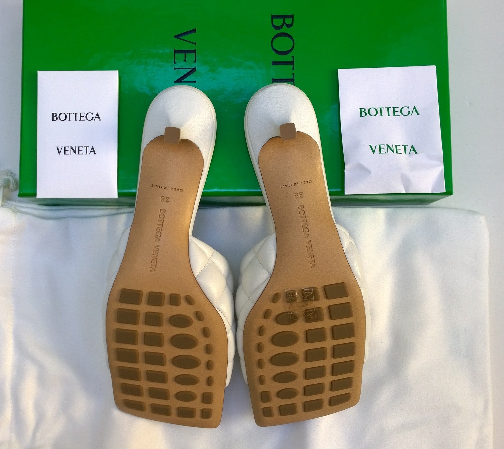 Bottega Veneta White Leather Padded Quilted Square Toe Slides - Luxury Mule Heels for Women, New in Box | Perfect for Summer Outfits, Beach Vacations & Casual Elegance