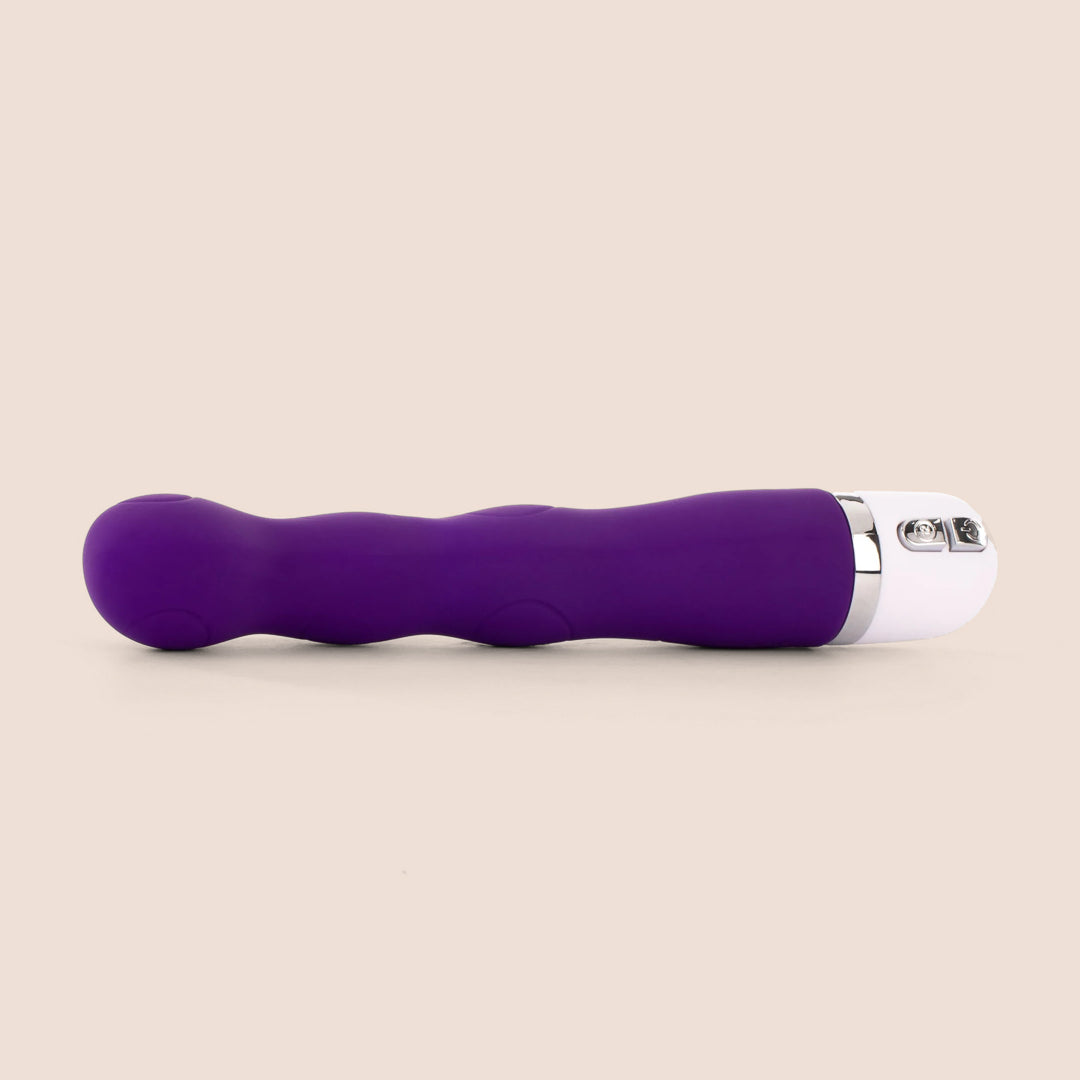 VeDO Quiver Waterproof G-Spot Vibrator - Rechargeable Silicone Massager for Women, Perfect for Couples Play & Solo Pleasure