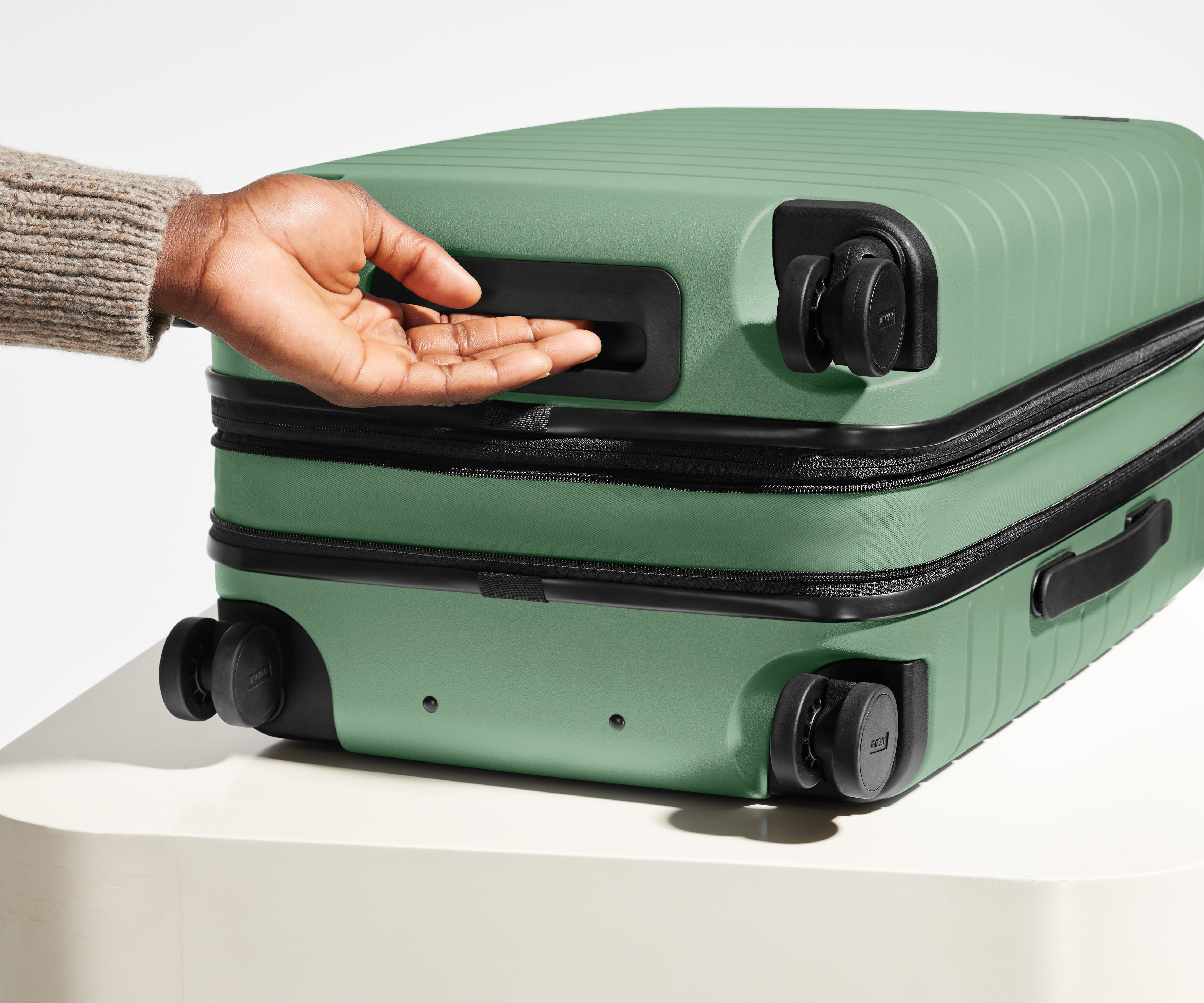 Sea Green Carry On Flex Suitcase - Lightweight Expandable Luggage for Air Travel & Weekend Getaways