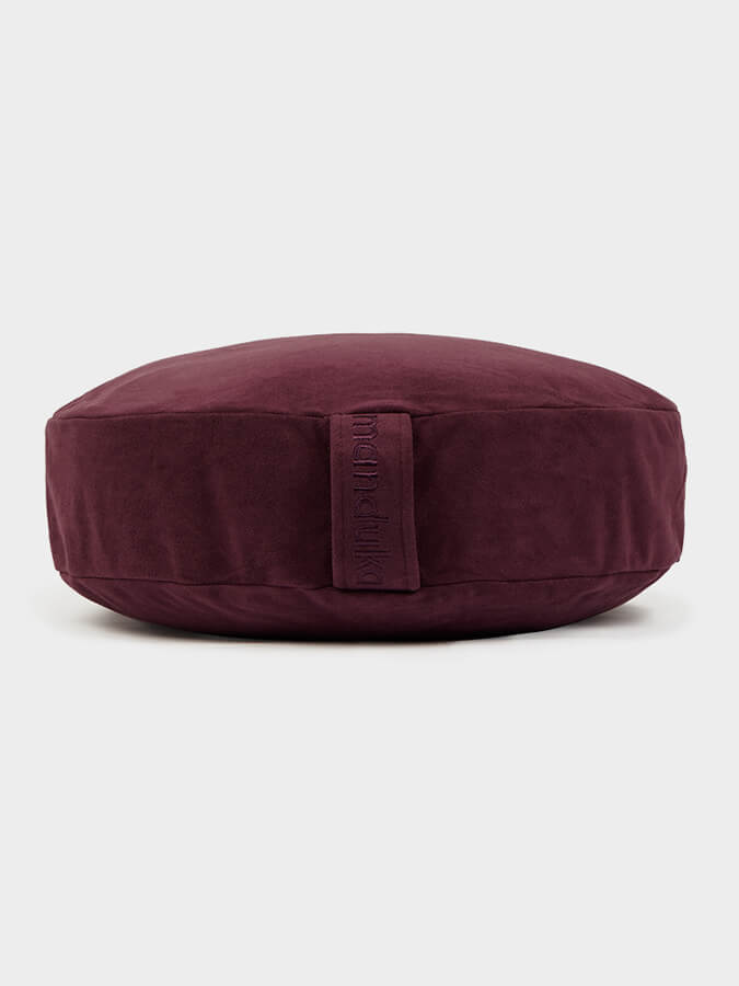 Manduka Round Meditation Cushion - Premium Zafu Yoga Pillow for Meditation & Mindfulness Practice - Ideal for Home, Studio & Outdoor Yoga Sessions