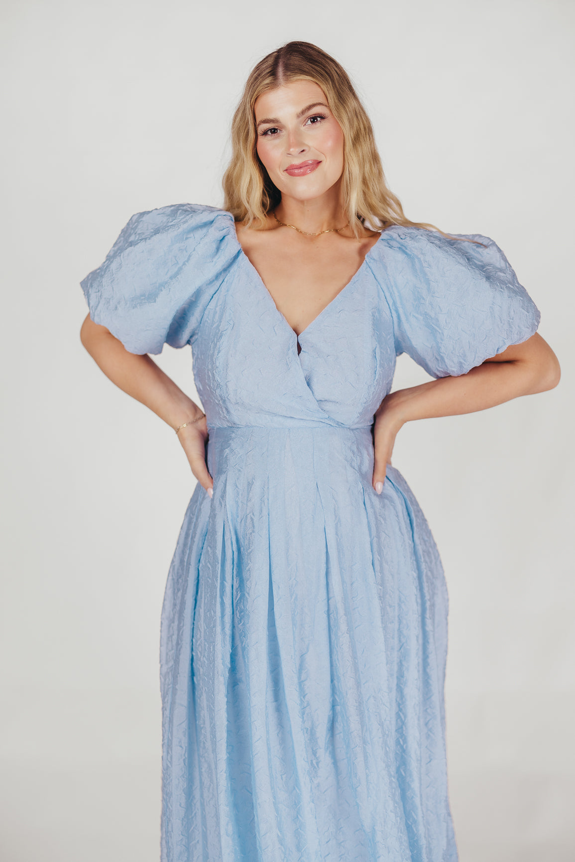 ASTR Linette Jacquard Midi Dress - Floral Print Blue Summer Dress for Women | Perfect for Weddings, Parties & Date Nights