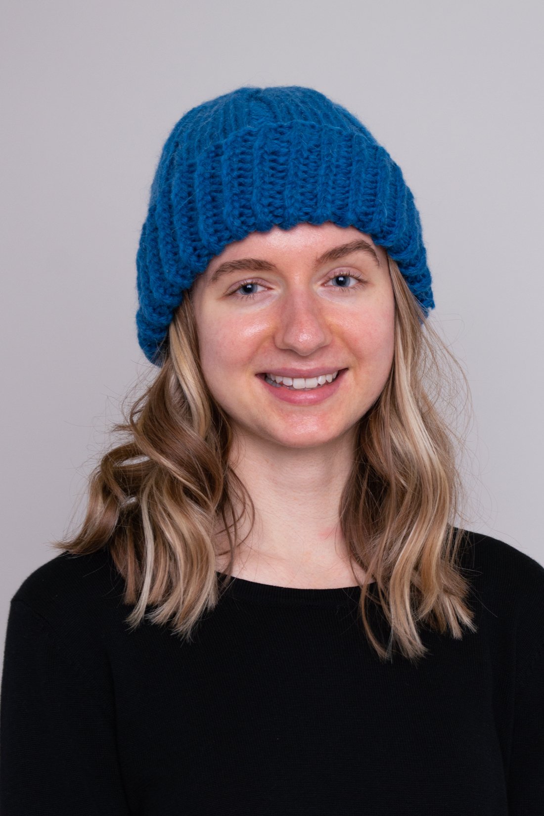 Hand Knit Wool Beanie for Women & Men - Soft Teal Winter Hat for Cold Weather - Cozy & Warm Accessory for Outdoor Activities