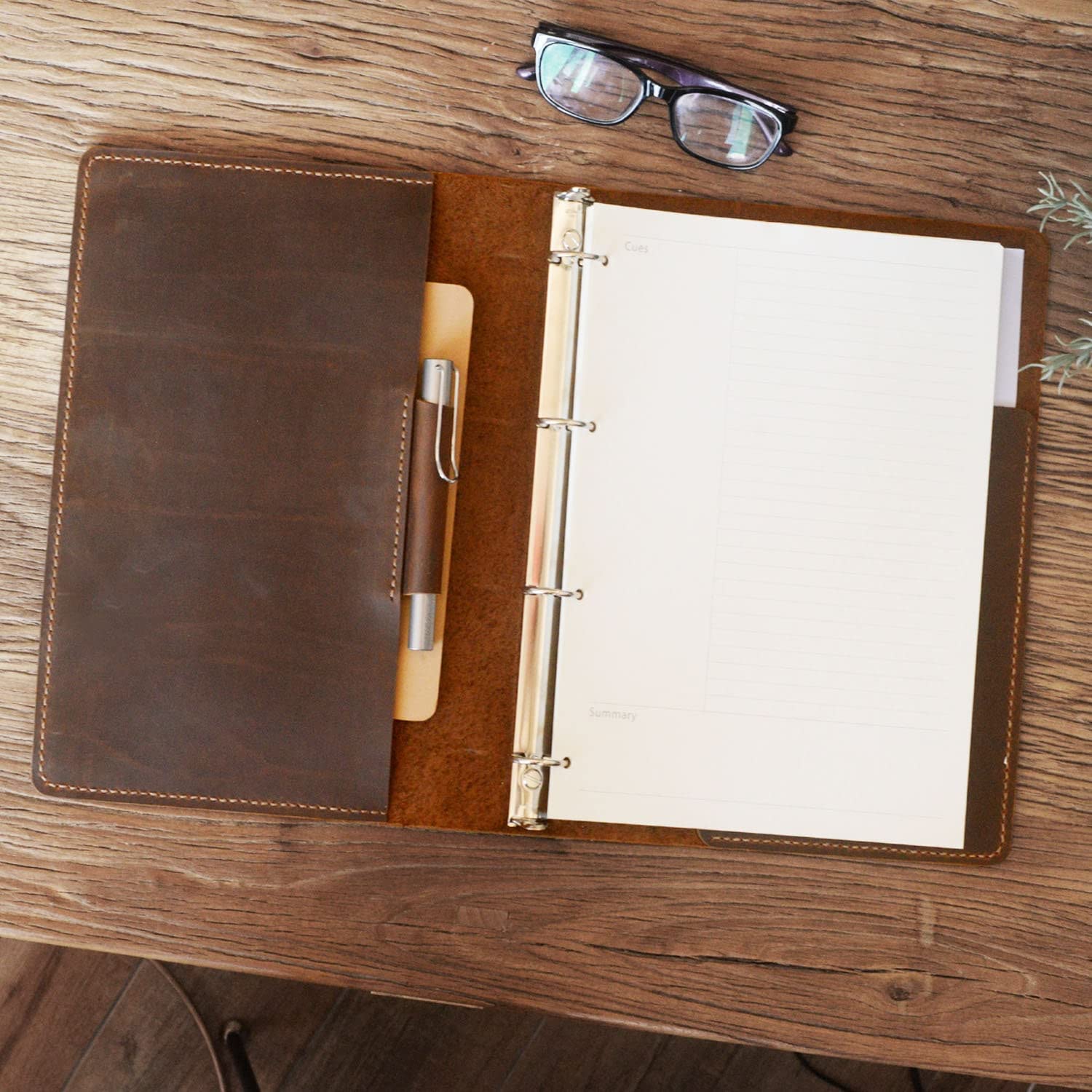 Premium Distressed Leather 4-Ring Binder for A4 Paper - Fits 4-Hole Refills, Professional Portfolio Organizer & Planner Cover - Perfect for Office, School, and Business Meetings (Model D712A4)