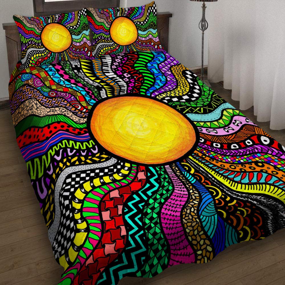 GEEMBI Hippie Style Quilt Bedding Set - King Size Microfiber Coverlet & Pillow Sham Set for All Seasons | Soft Bedspread with Bohemian Design | Perfect for Guest Rooms, Dorm Decor & Bohemian Home Decor (King/Queen/Twin)