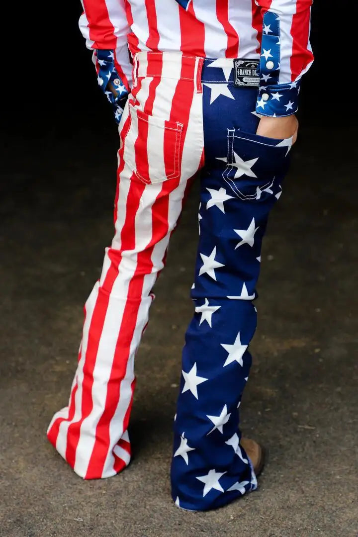 Patriotic American Flag Shorts & Pants - USA Texas Style 4th of July Outfit for Men & Women | Perfect for Independence Day Parties, Festivals & Country Themed Events