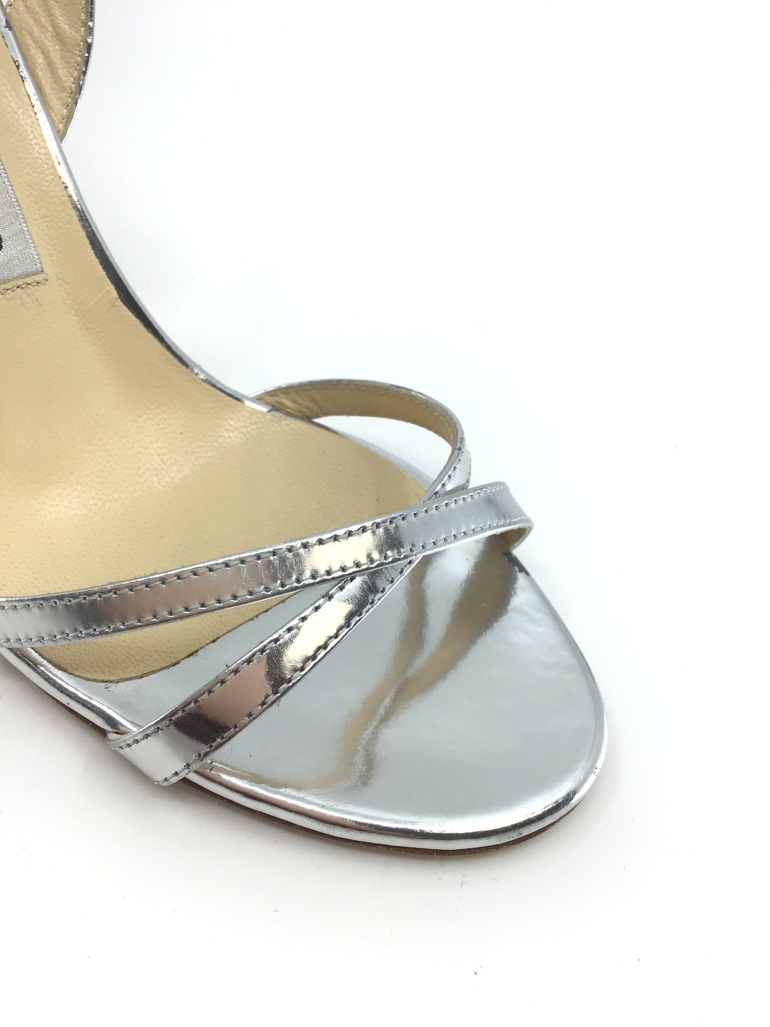 Manolo Blahnik Women's Silver Slingback Heels - Elegant Pointed Toe Pumps for Weddings, Parties & Special Occasions