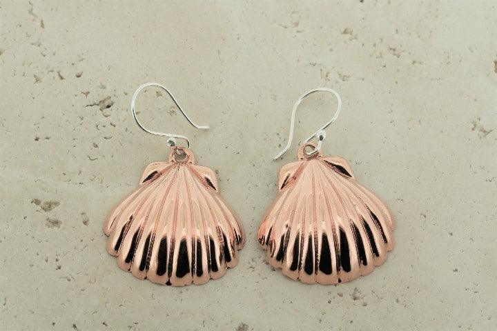 Copper Clam Shell Earrings for Women - Medium Size Boho Beach Jewelry - Perfect for Summer Vacations, Weddings, and Casual Outings