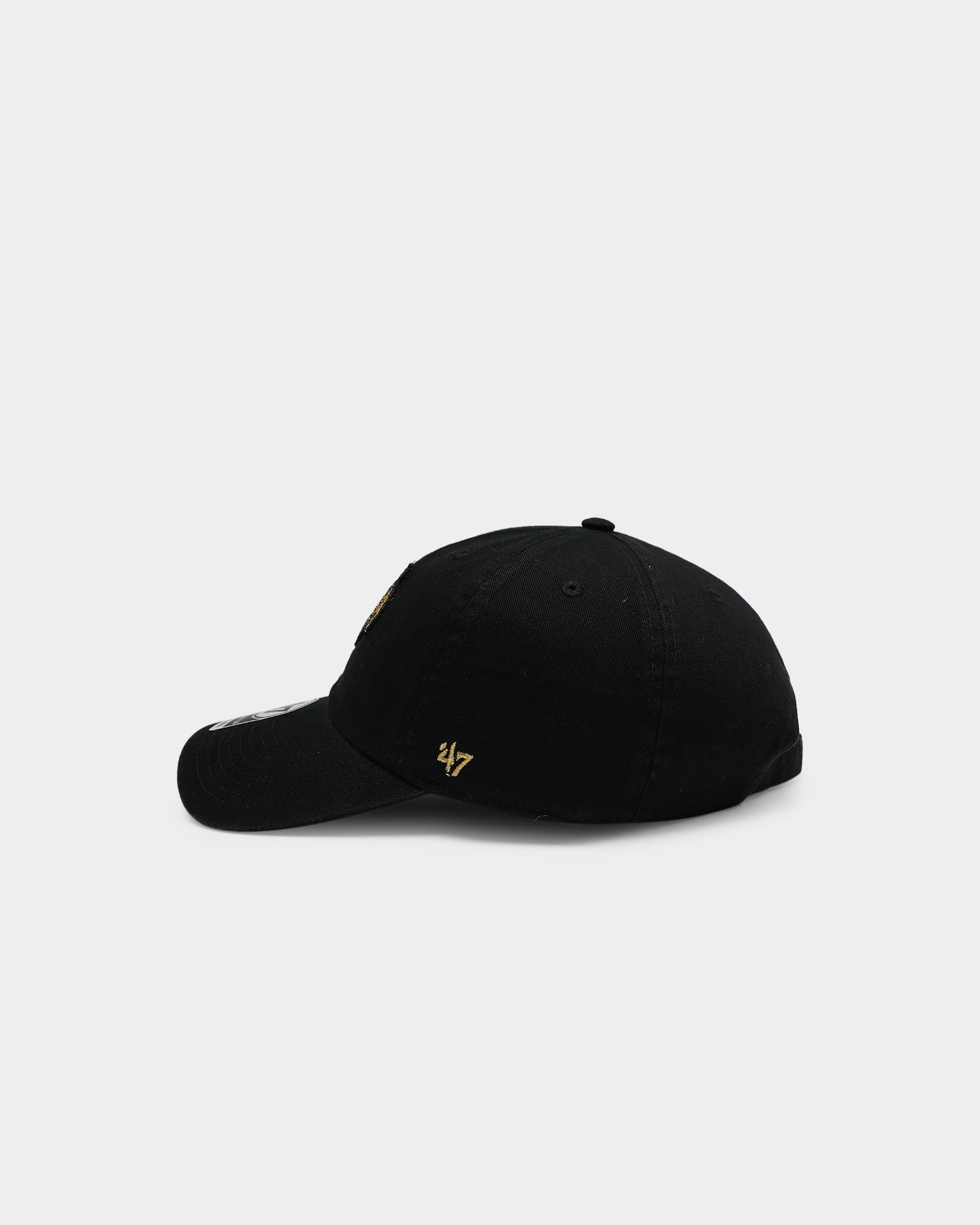 47 Brand Chicago Blackhawks Clean Up Snapback Hat - Black & Gold Adjustable Baseball Cap for Men - Perfect for Game Day, Sports Events & Streetwear Fashion