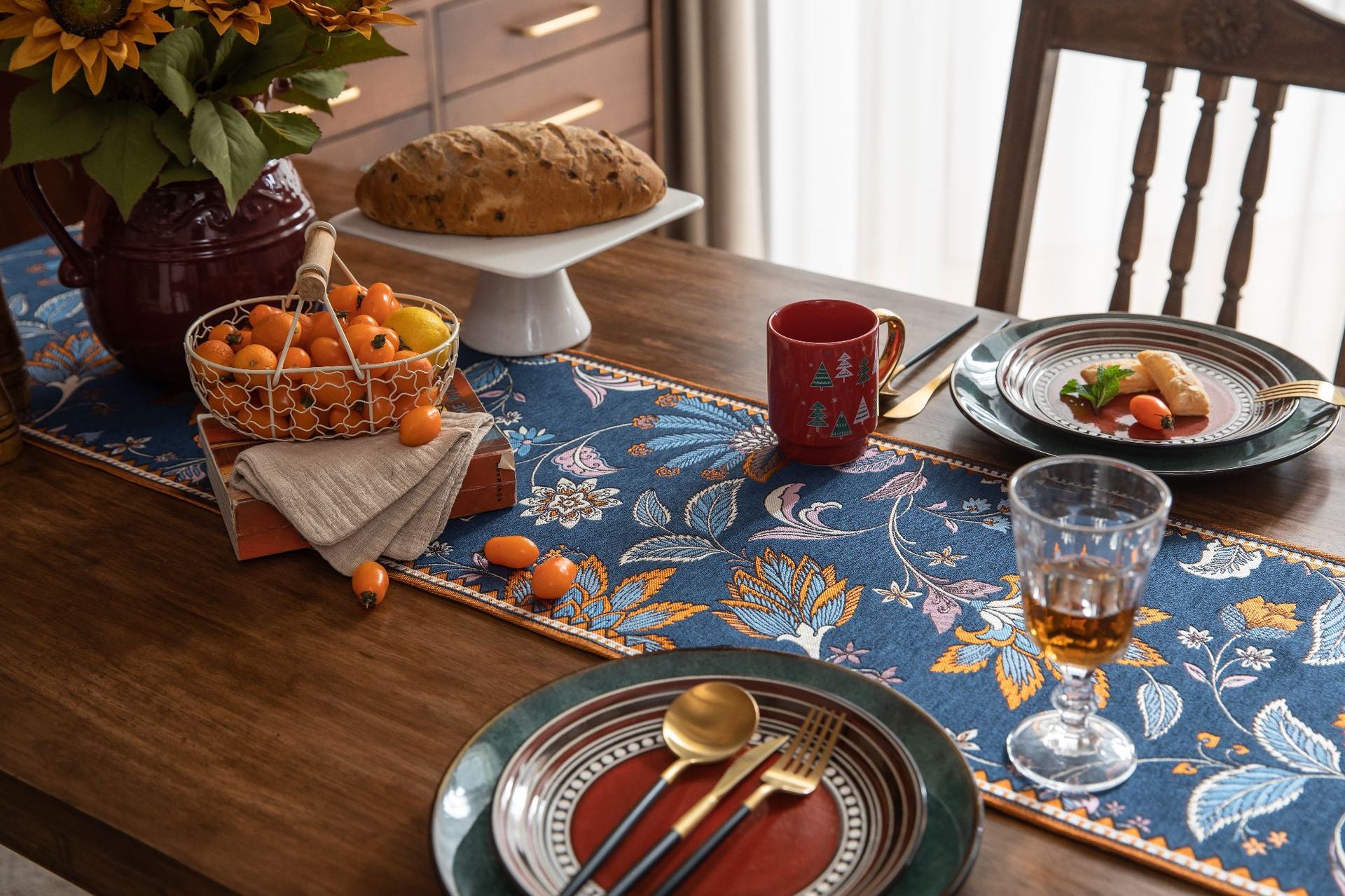 Paityn Floral Print Table Runner - Elegant Decorative Dining Table Cover for Weddings, Parties & Home Decor